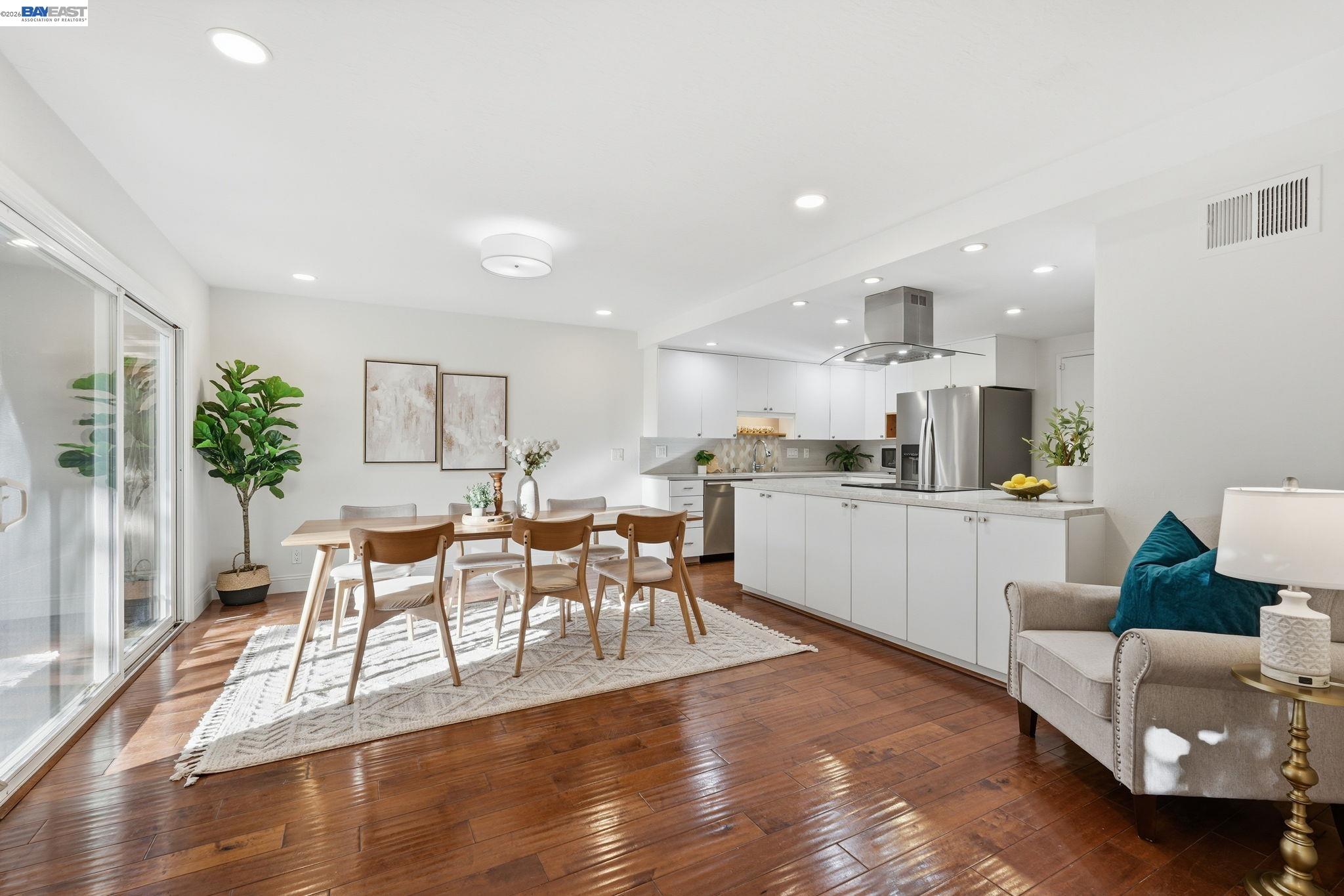 Detail Gallery Image 8 of 71 For 2799 Marsh Dr, San Ramon,  CA 94583 - 4 Beds | 2/1 Baths