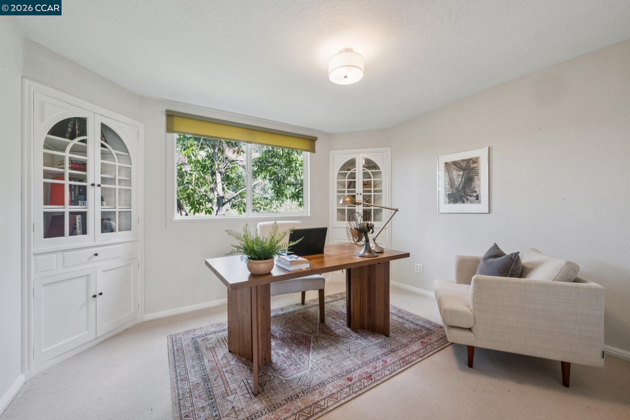 Detail Gallery Image 11 of 43 For 5700 Chelton, Oakland,  CA 94611 - 3 Beds | 2 Baths