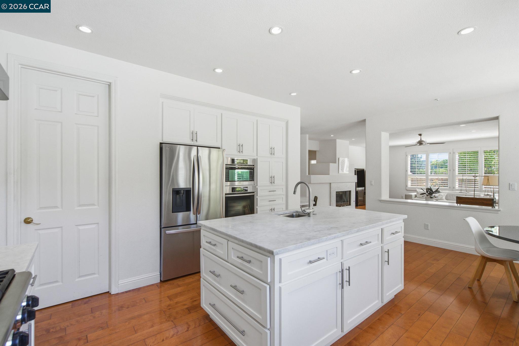 Detail Gallery Image 11 of 40 For 2151 Sky View Ct, Moraga,  CA 94556 - 4 Beds | 3/1 Baths