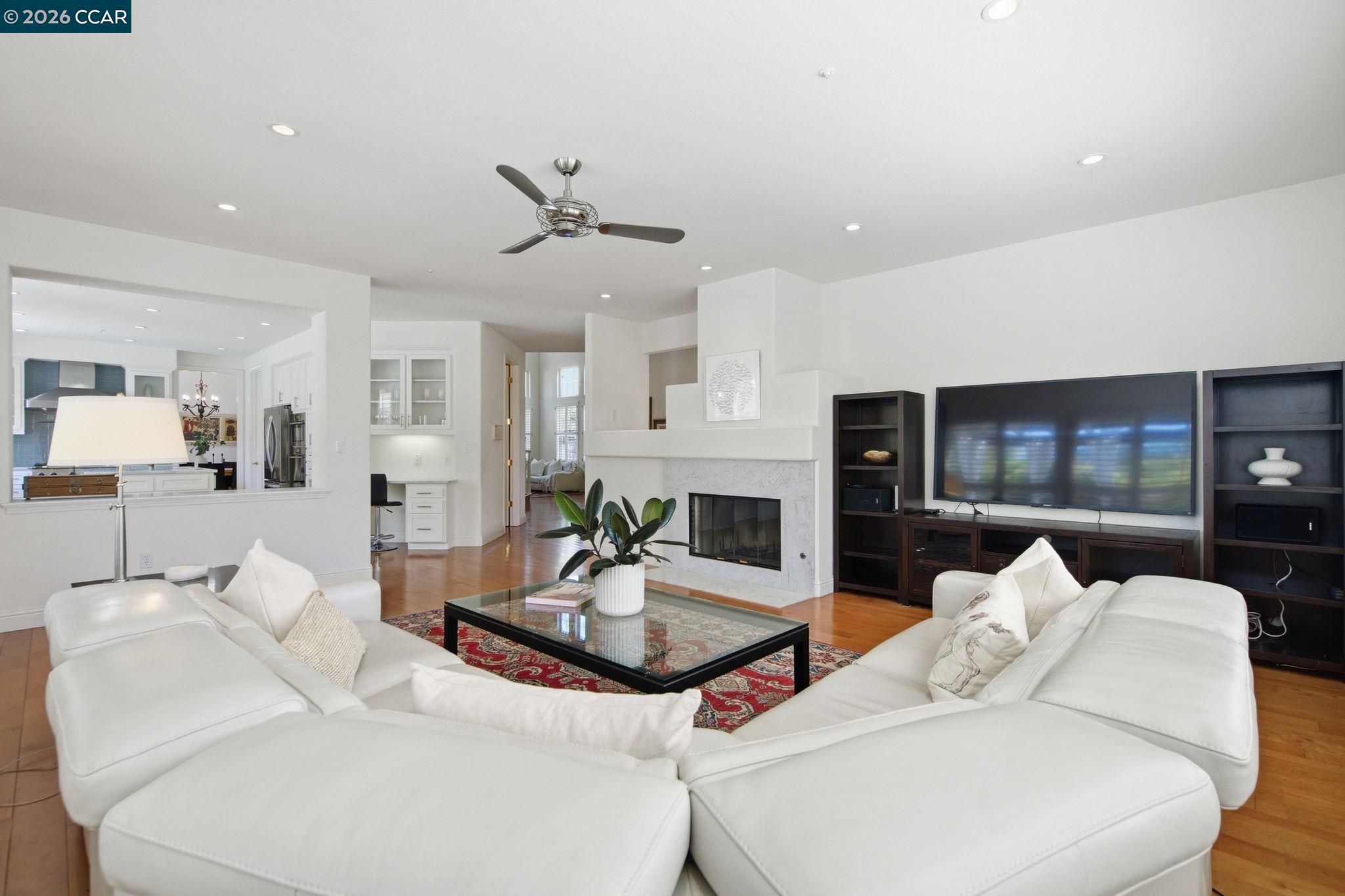 Detail Gallery Image 14 of 40 For 2151 Sky View Ct, Moraga,  CA 94556 - 4 Beds | 3/1 Baths