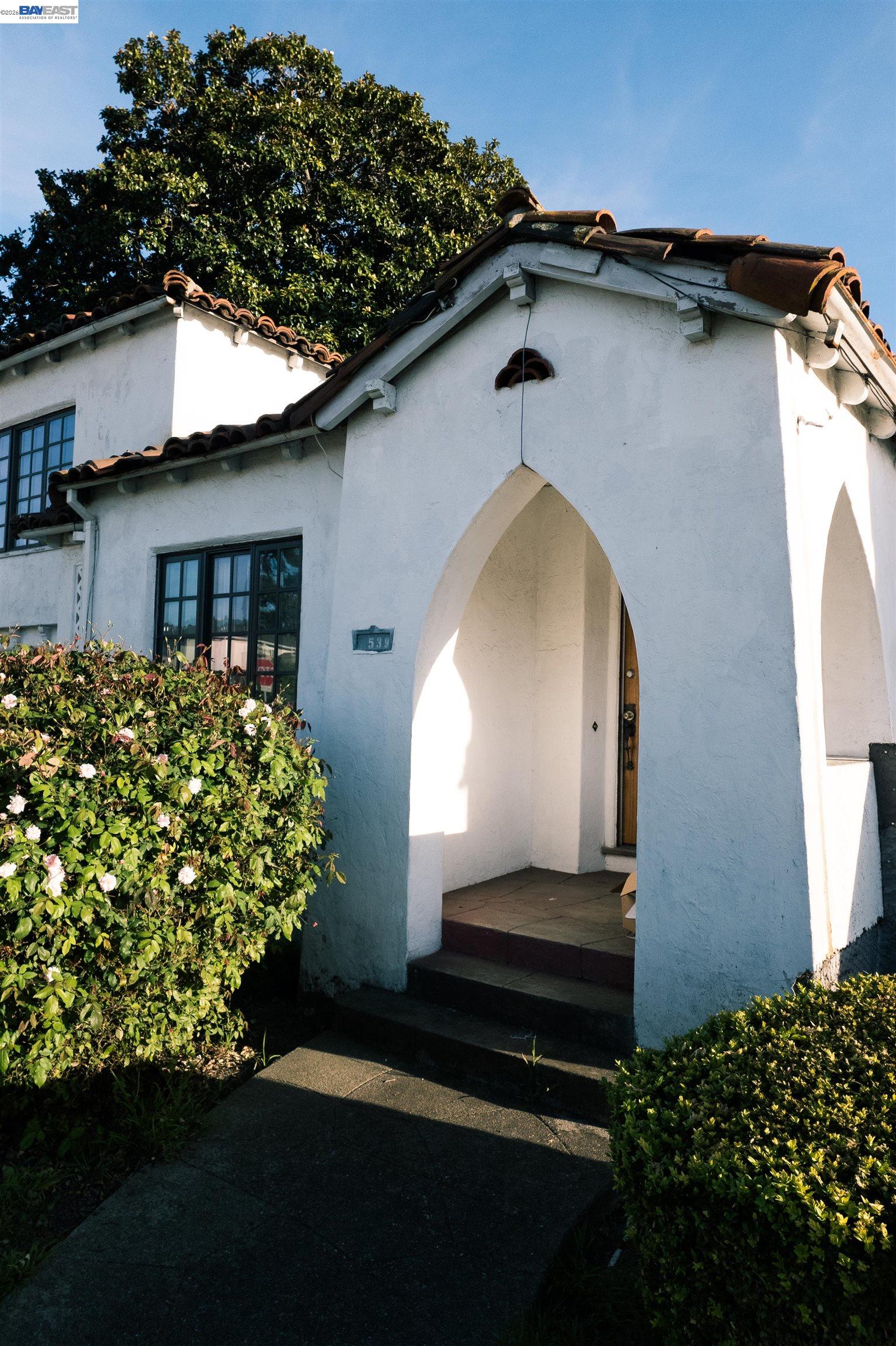 5685 Carberry Ave, Oakland, CA, 94609