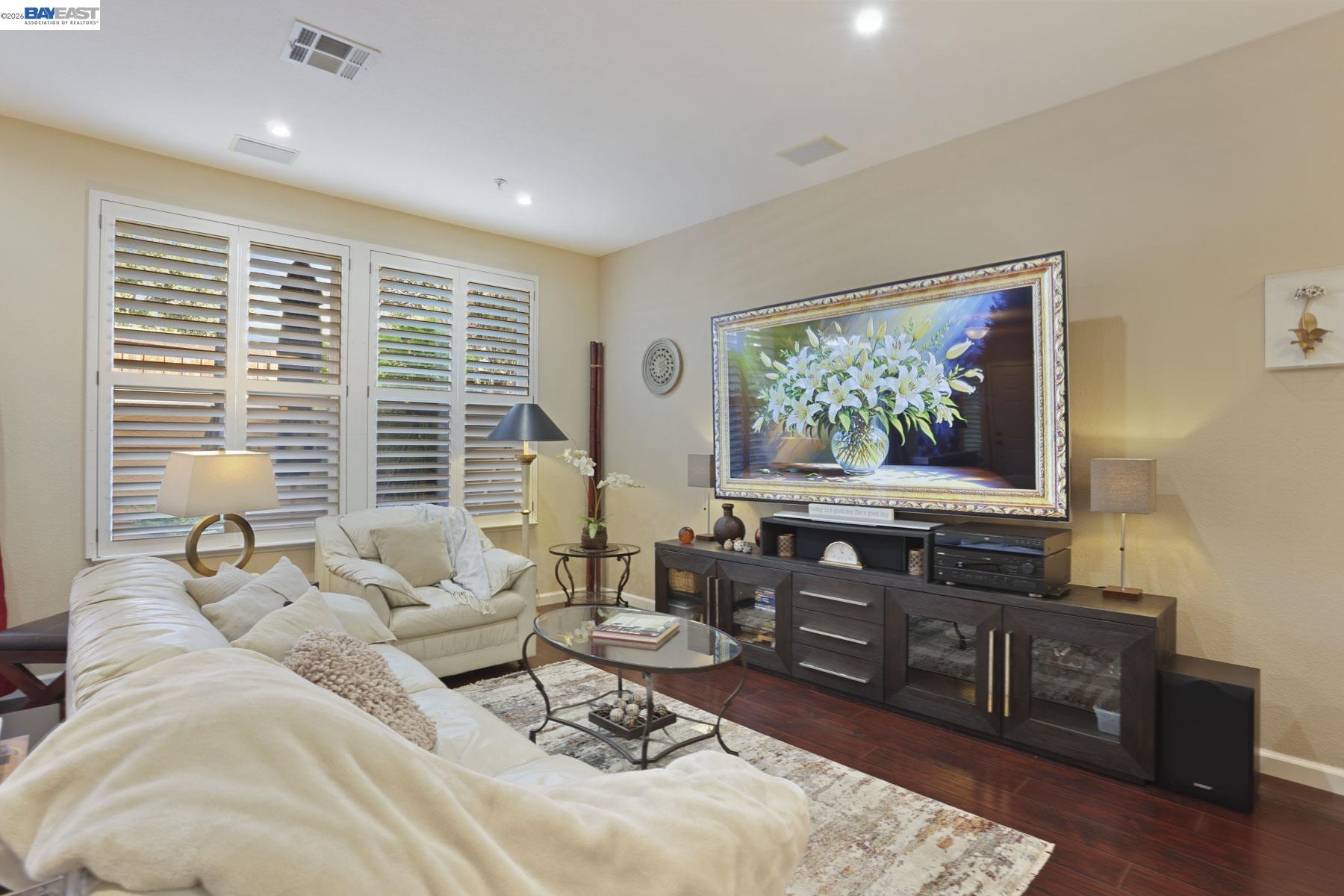 Photo #11: 41130917 Listing: Photo #11