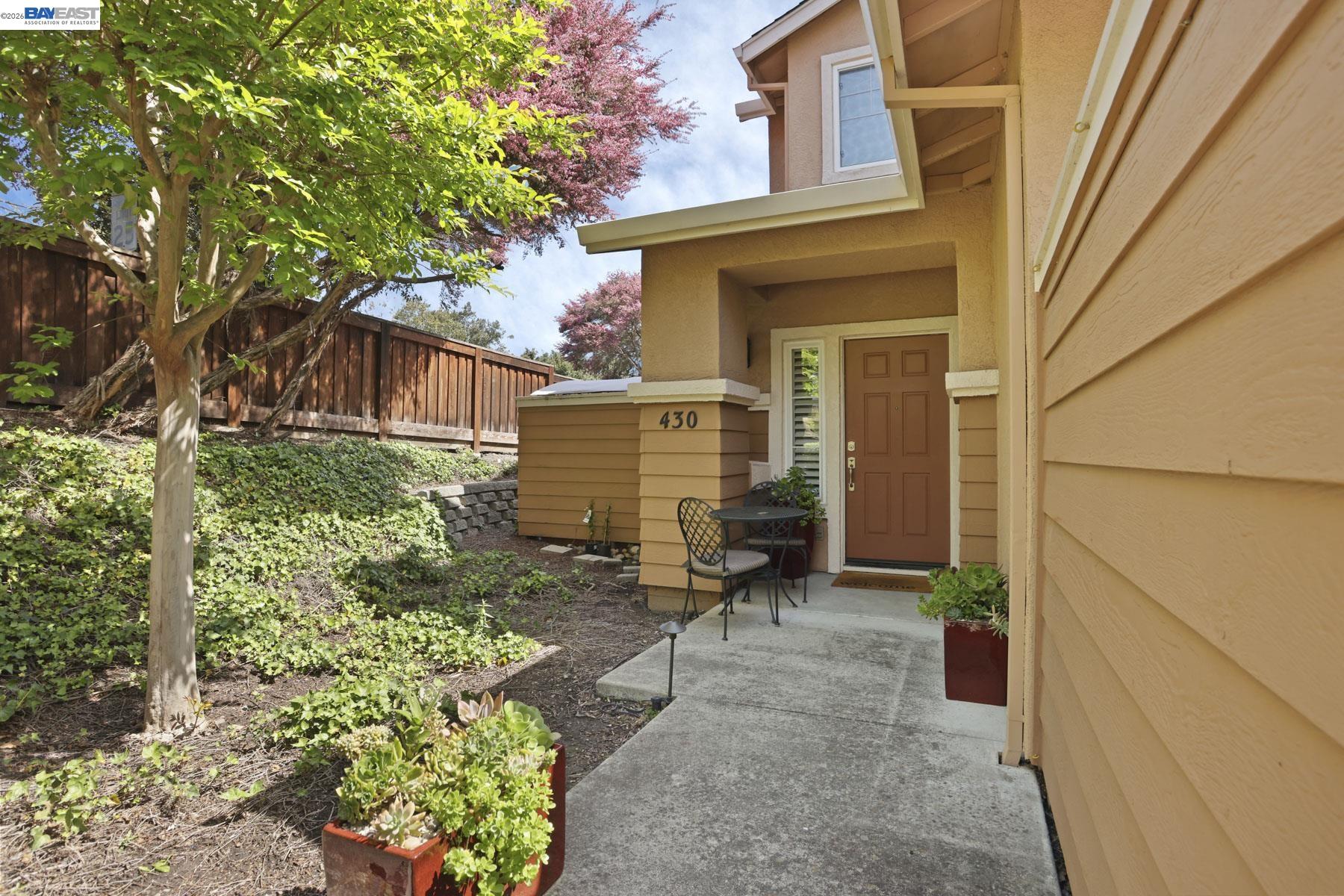 Photo #4: 41130917 Listing: Photo #4