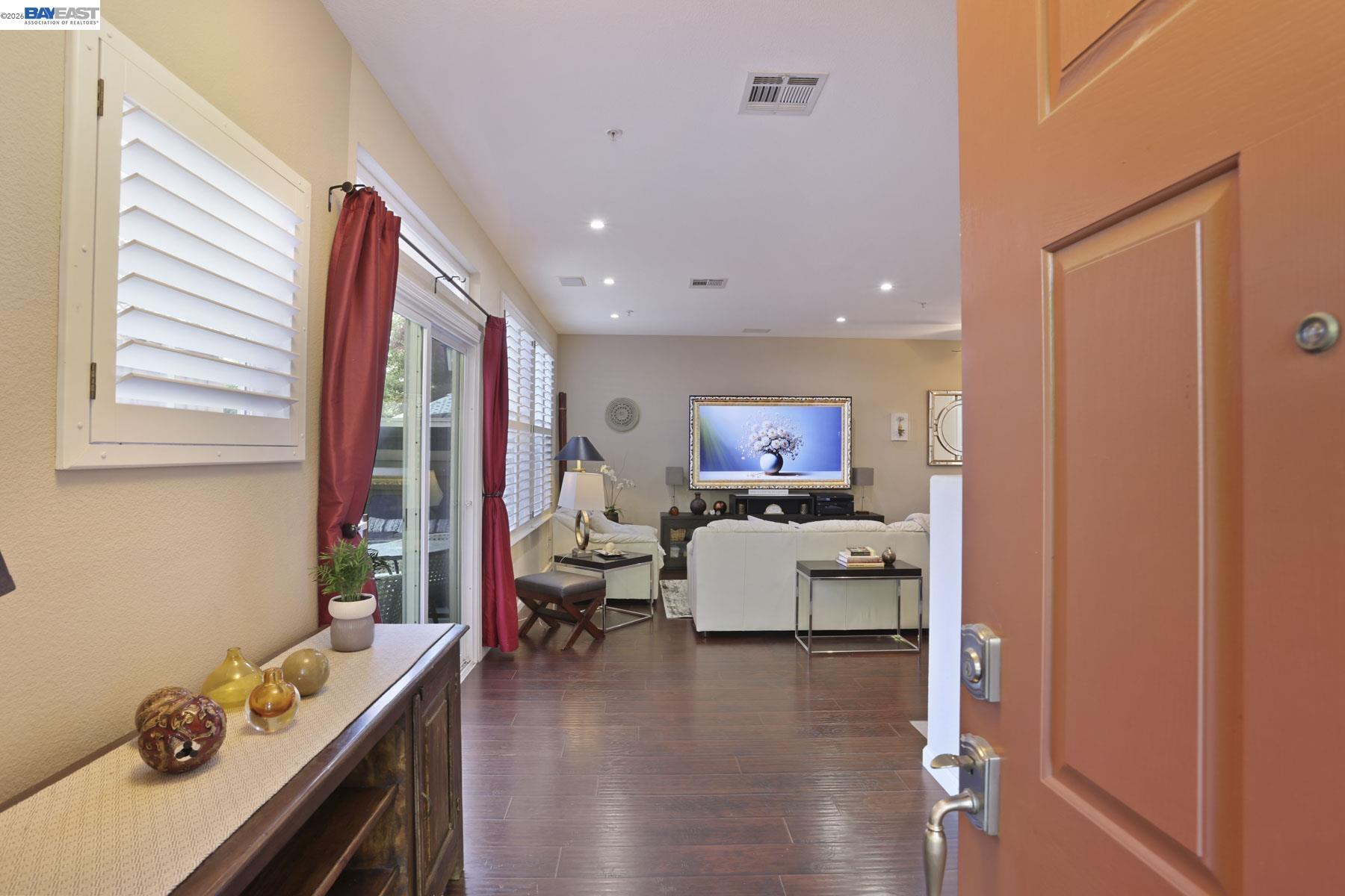 Photo #6: 41130917 Listing: Photo #6