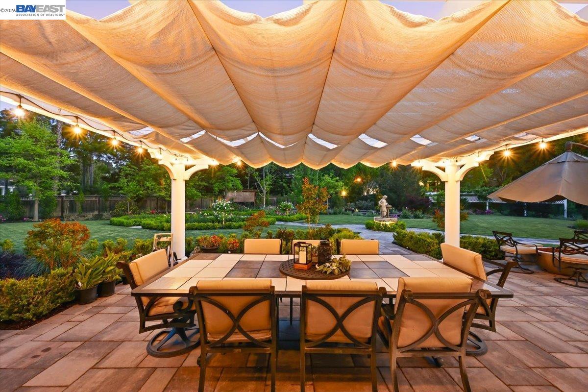 Detail Gallery Image 51 of 61 For 8509 Lupine Ct, Pleasanton,  CA 94588 - 5 Beds | 5/1 Baths