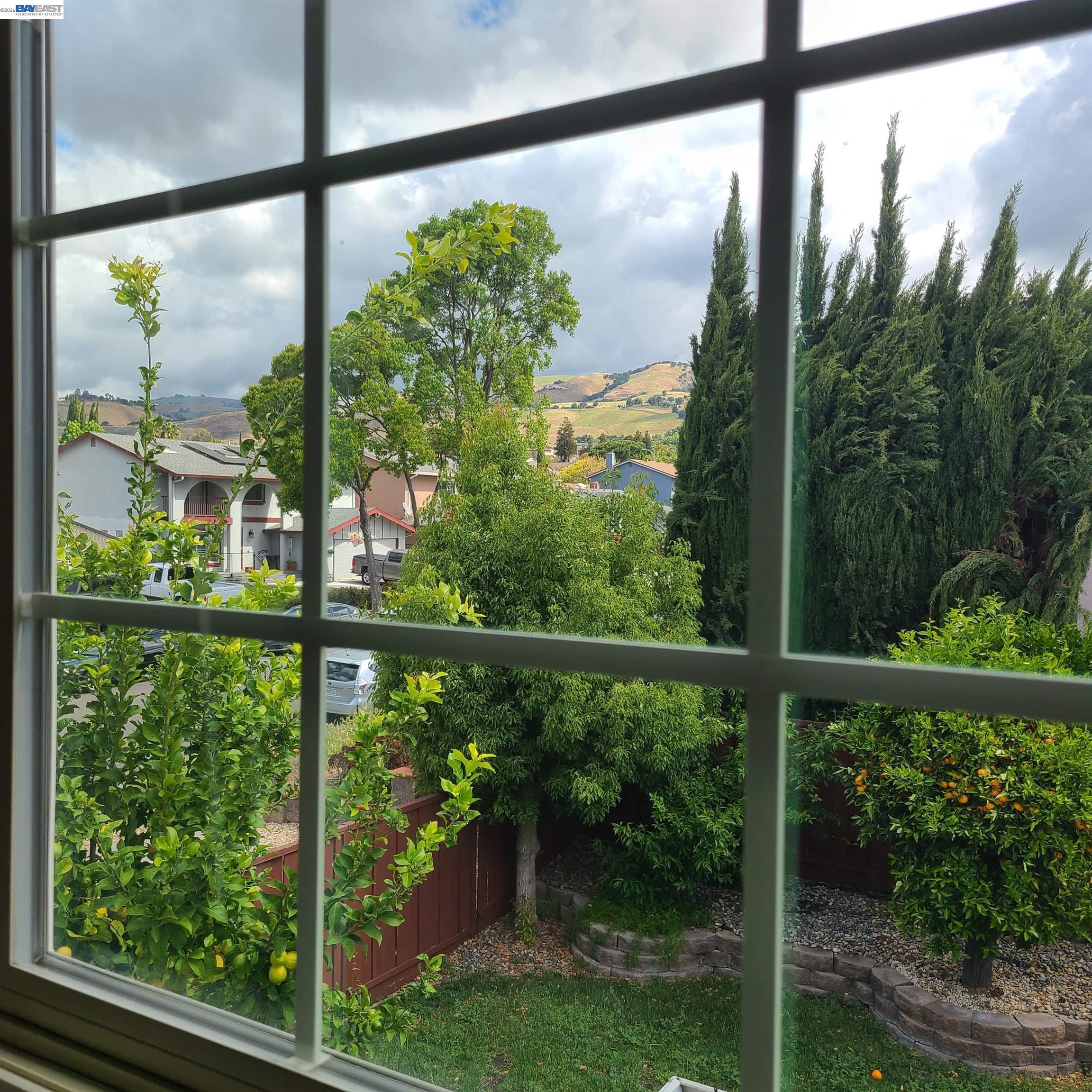 Detail Gallery Image 20 of 40 For Flint Avenue, San Jose,  CA 95148-2118 - 4 Beds | 3 Baths