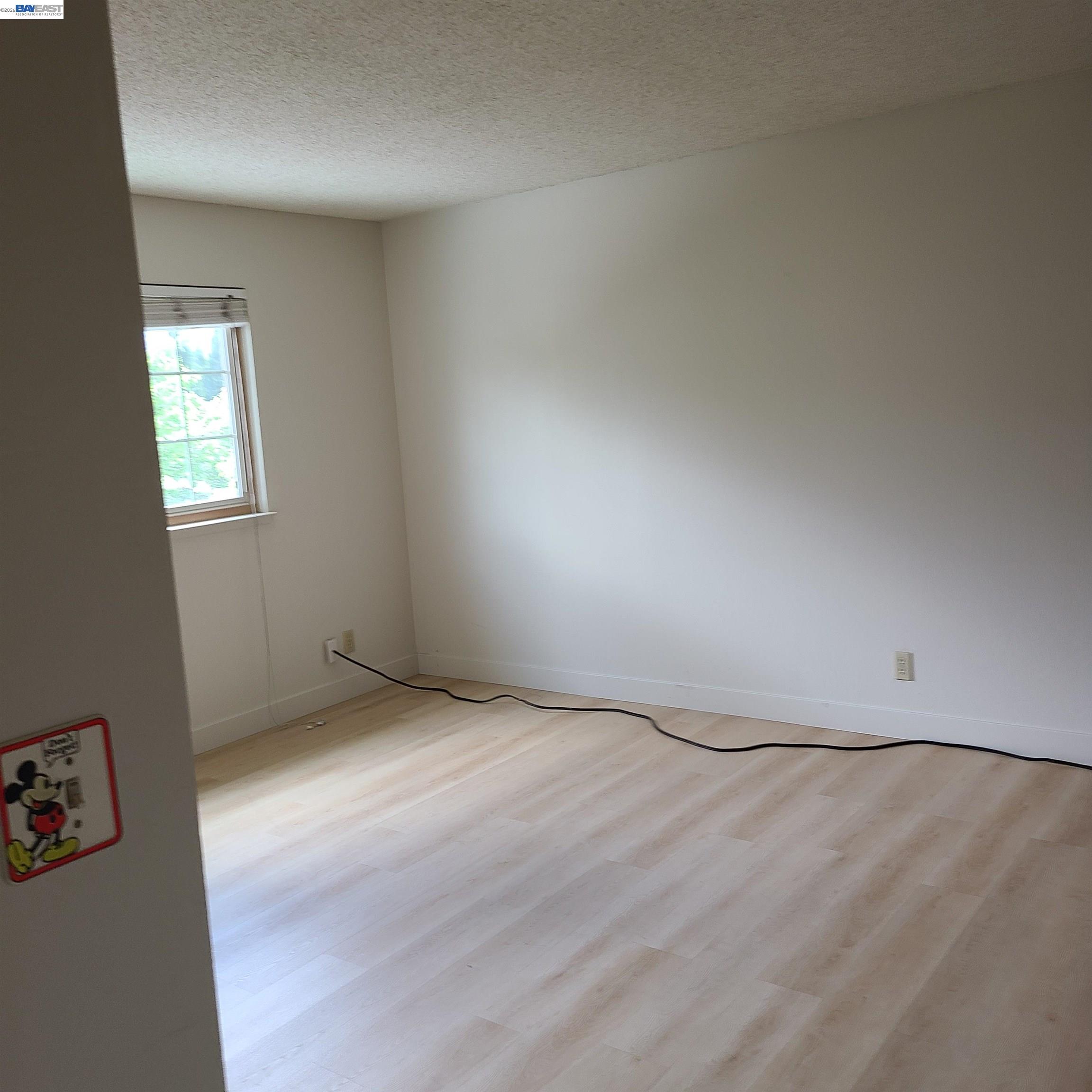 Detail Gallery Image 24 of 40 For Flint Avenue, San Jose,  CA 95148-2118 - 4 Beds | 3 Baths