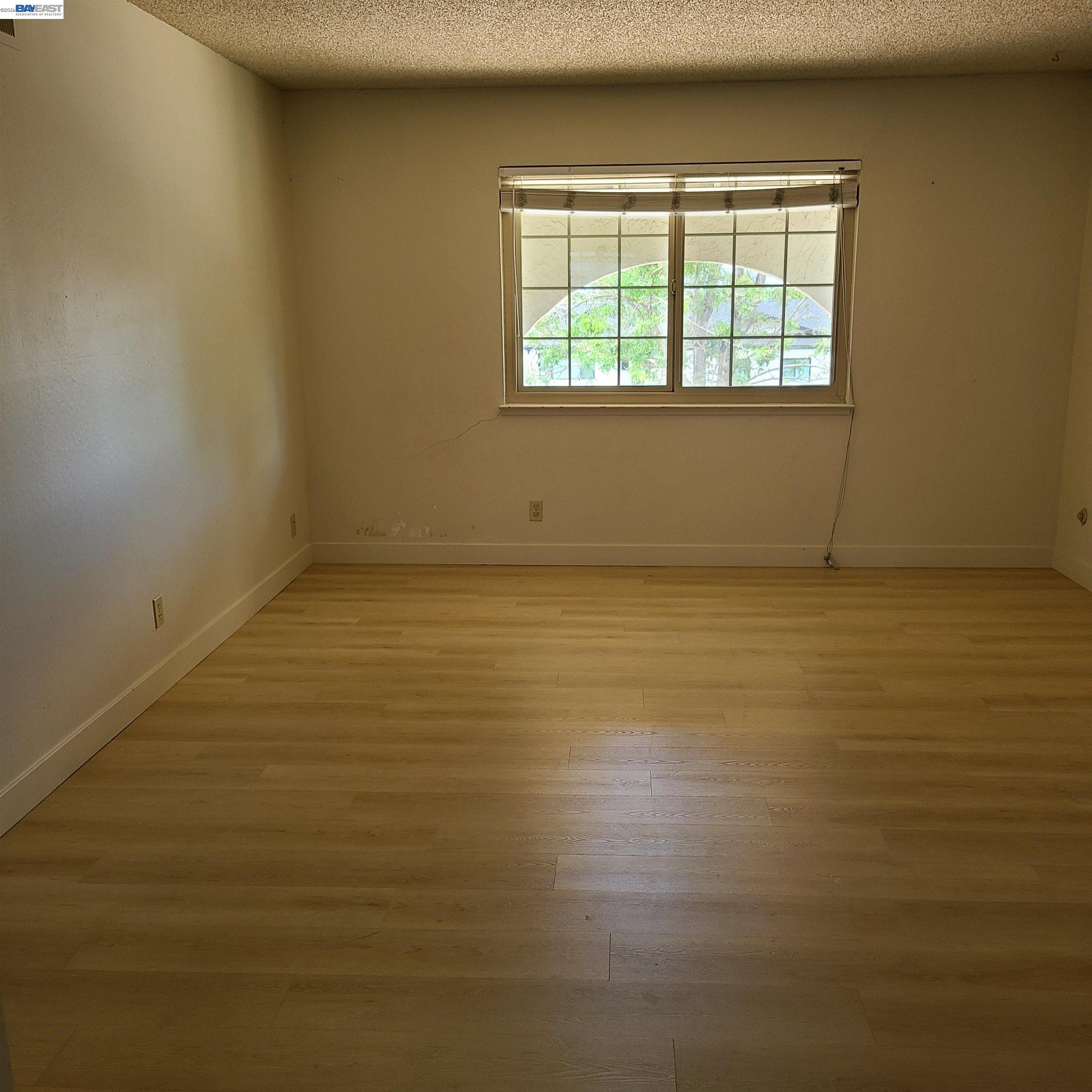 Detail Gallery Image 25 of 40 For Flint Avenue, San Jose,  CA 95148-2118 - 4 Beds | 3 Baths