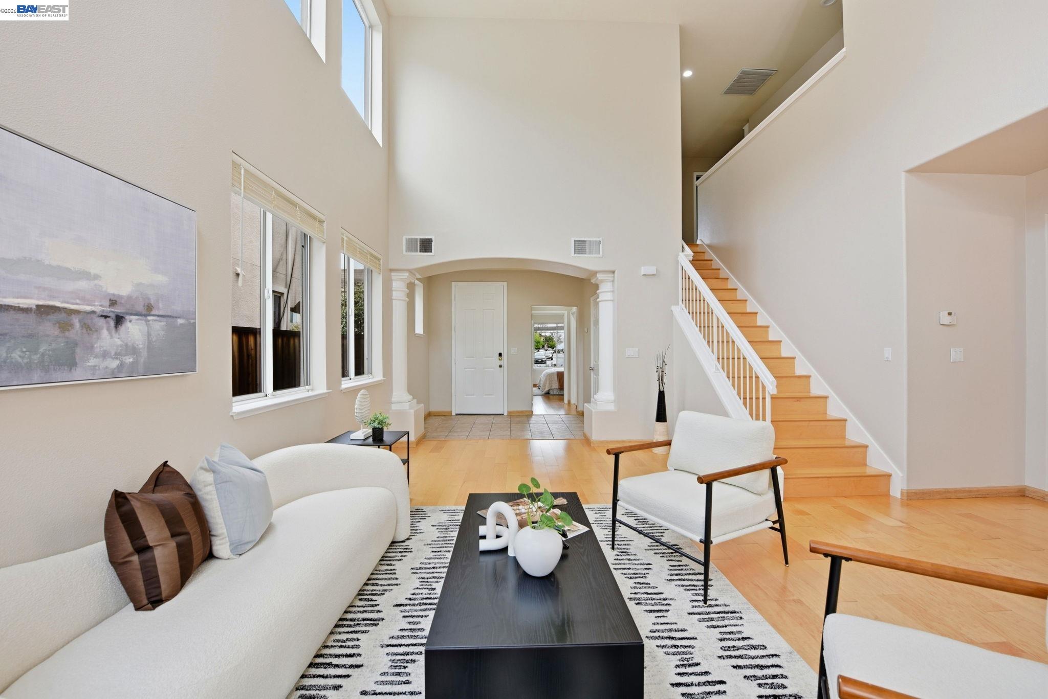 Detail Gallery Image 11 of 55 For 15518 Harbor Way, San Leandro,  CA 94579 - 5 Beds | 3 Baths