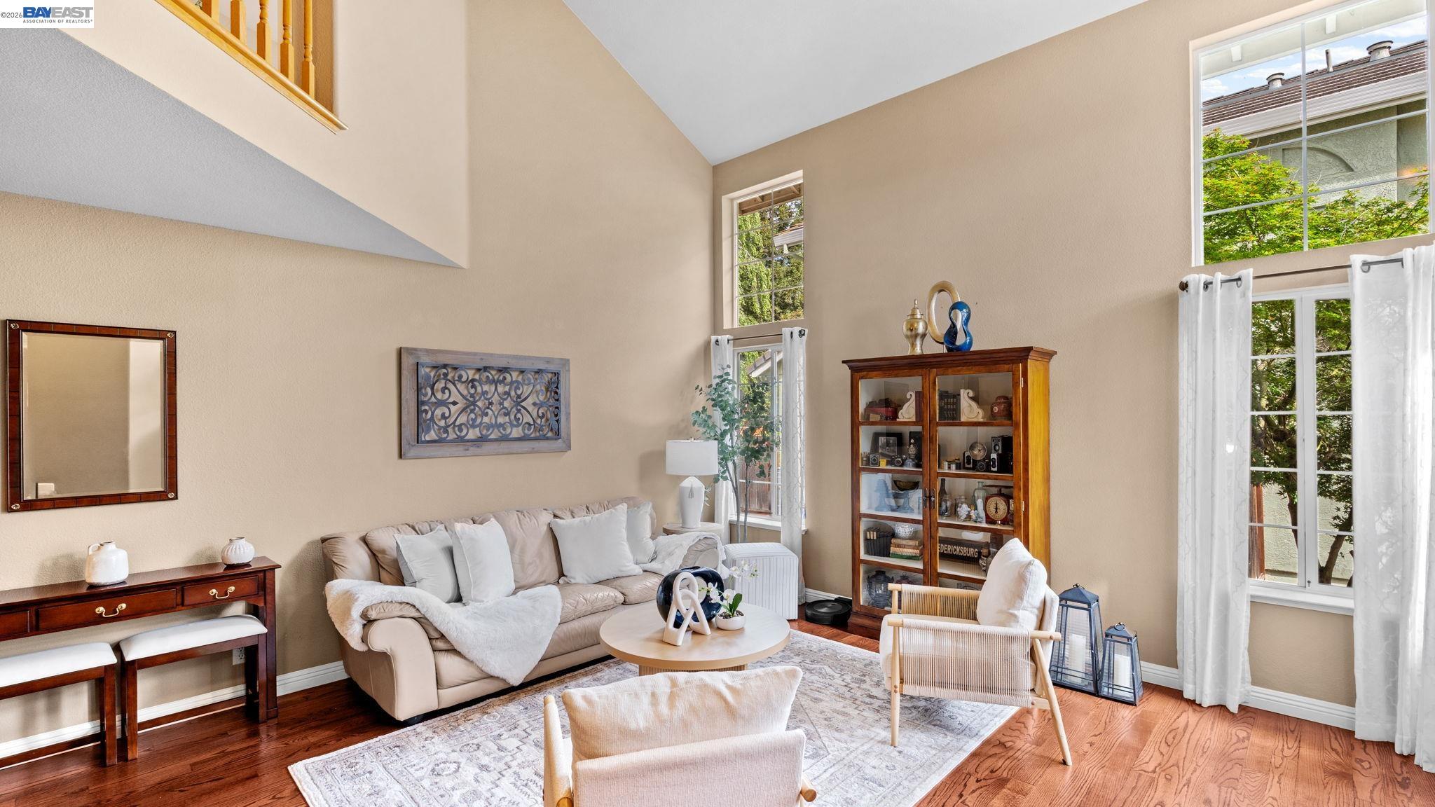 Detail Gallery Image 3 of 31 For 1045 Hollice Ln, Livermore,  CA 94550 - 4 Beds | 2/1 Baths