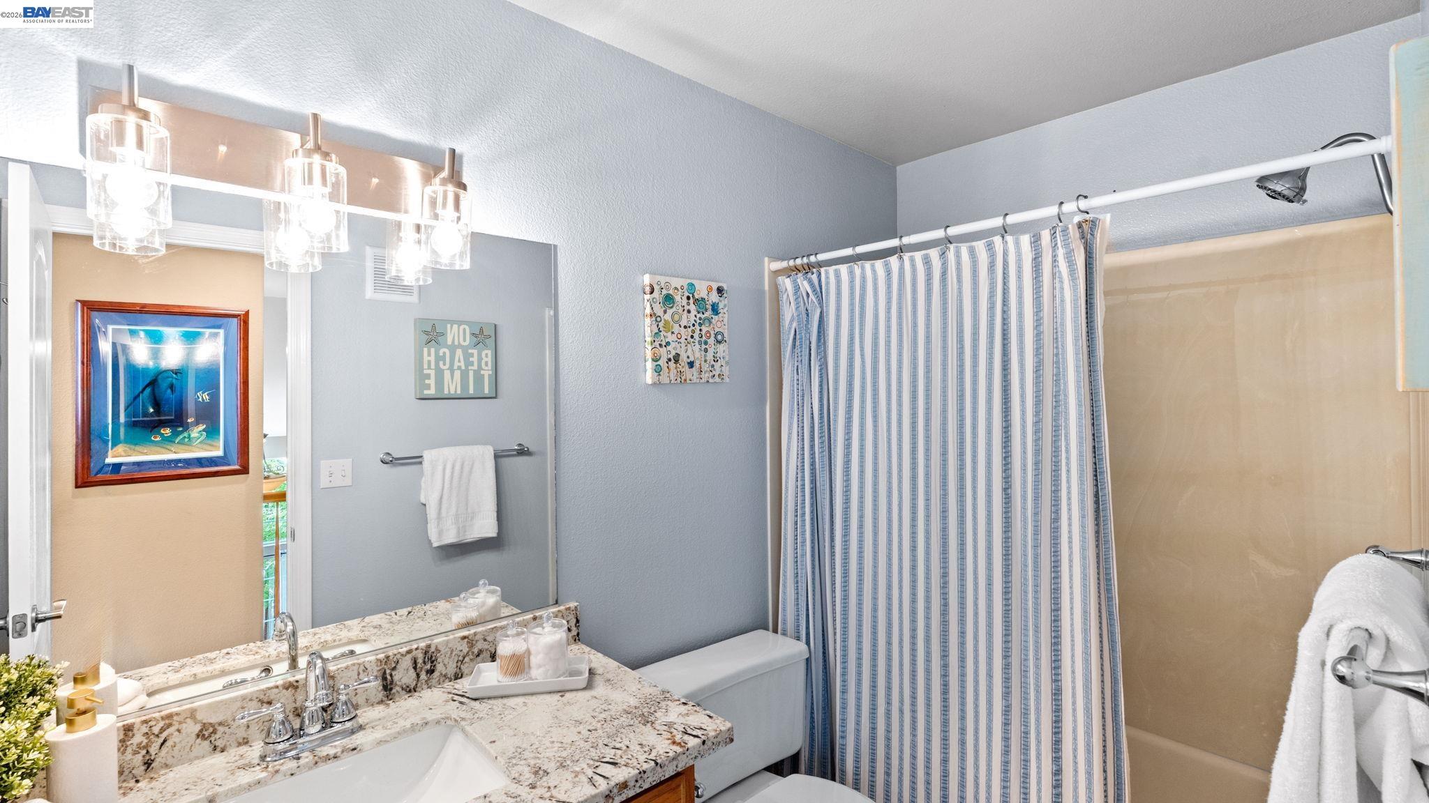 Detail Gallery Image 22 of 31 For 1045 Hollice Ln, Livermore,  CA 94550 - 4 Beds | 2/1 Baths