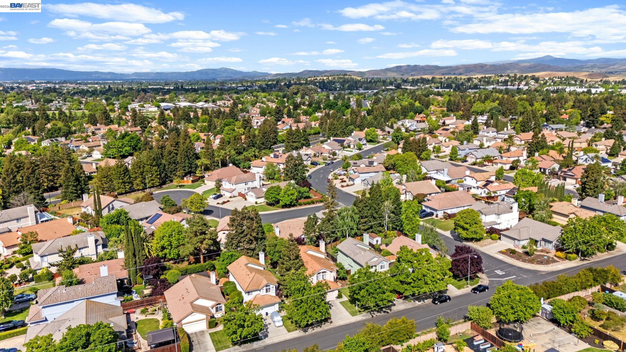Detail Gallery Image 31 of 31 For 1045 Hollice Ln, Livermore,  CA 94550 - 4 Beds | 2/1 Baths