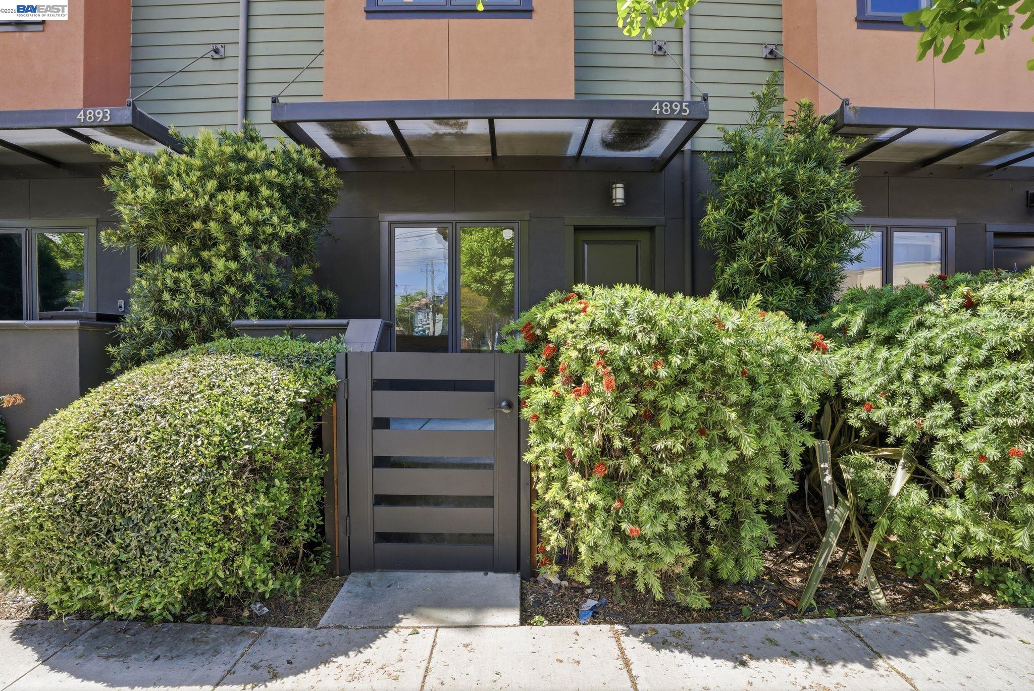 Photo #2: 41130946 Listing: Photo #2