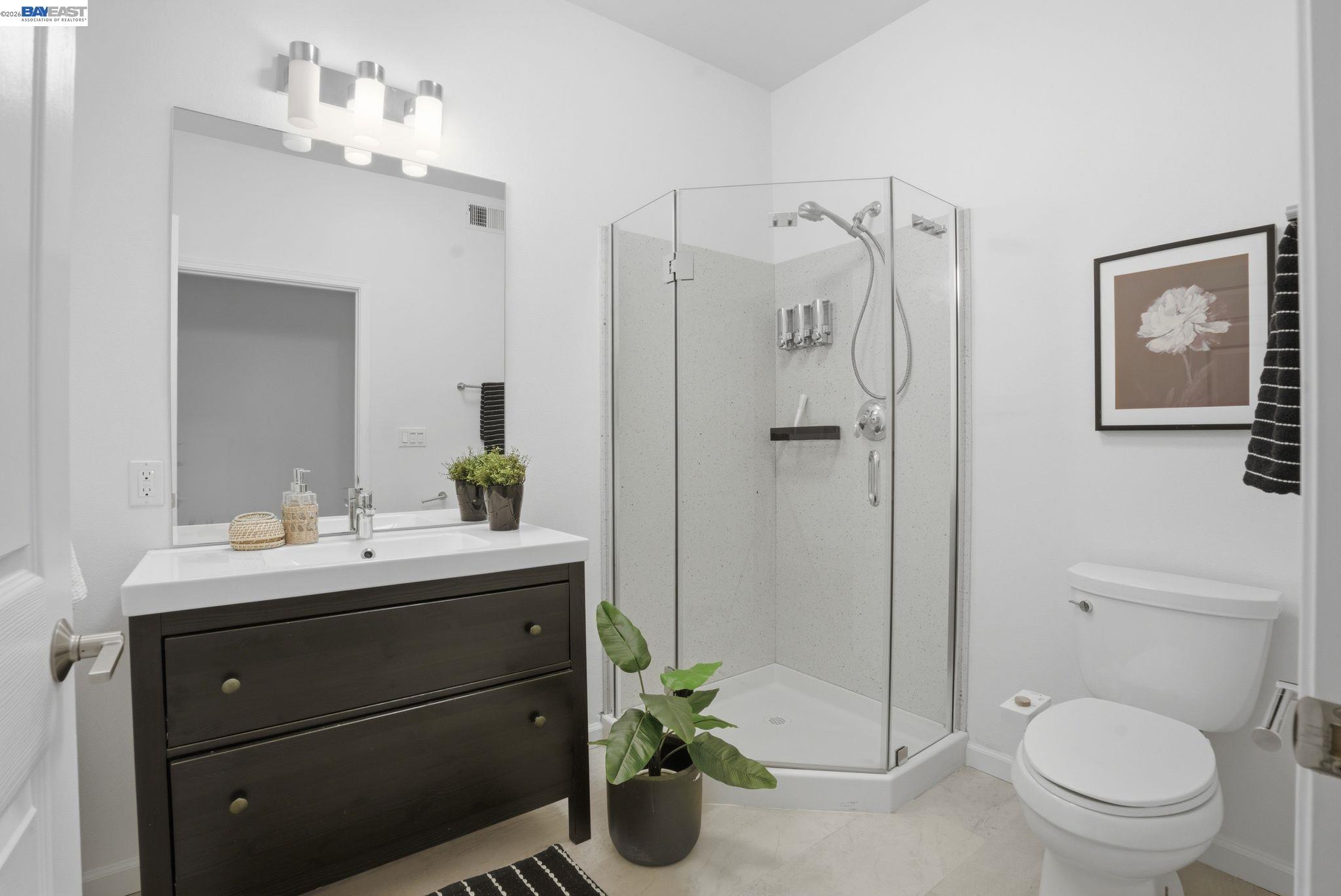 Photo #8: 41130946 Listing: Photo #8