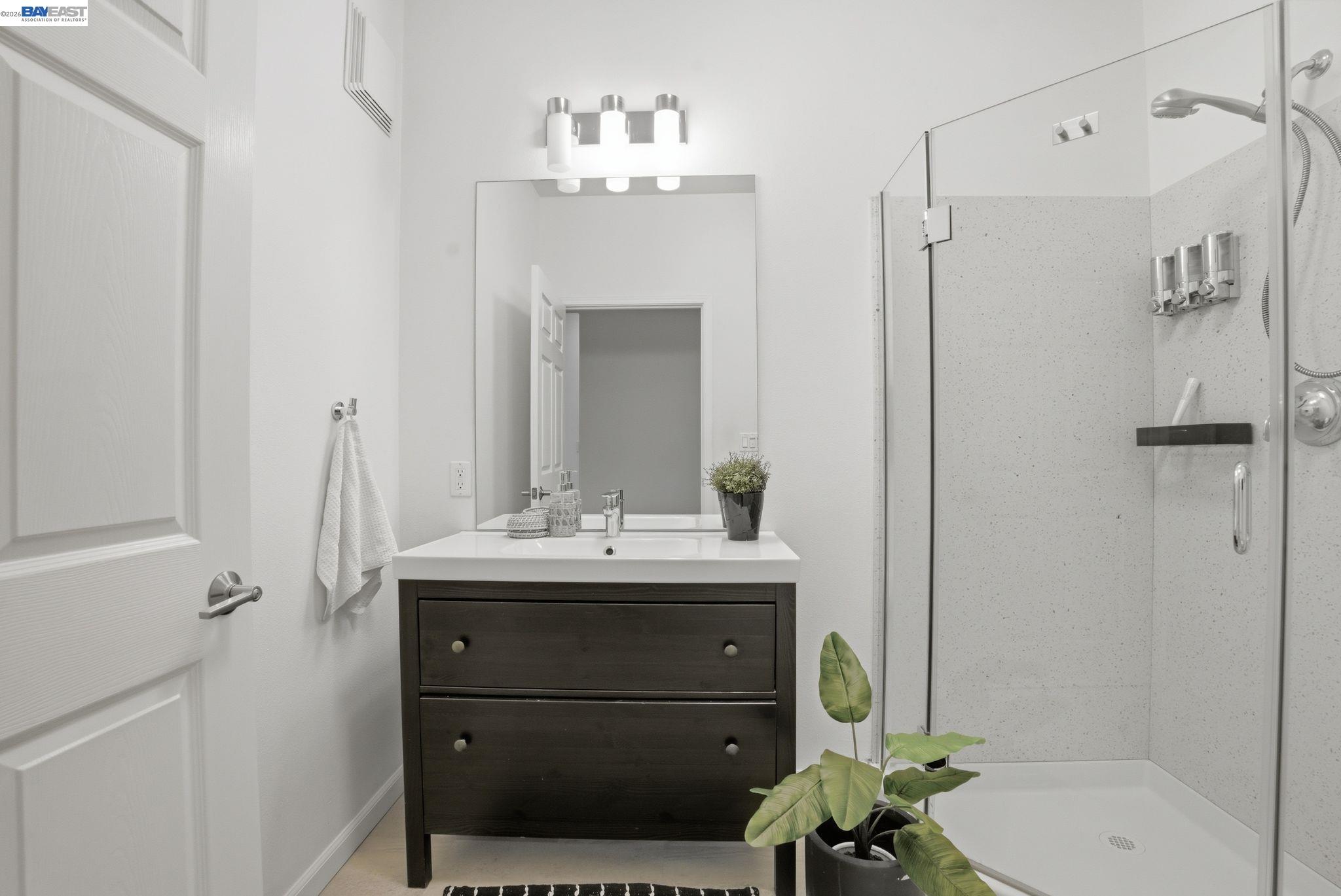 Photo #9: 41130946 Listing: Photo #9