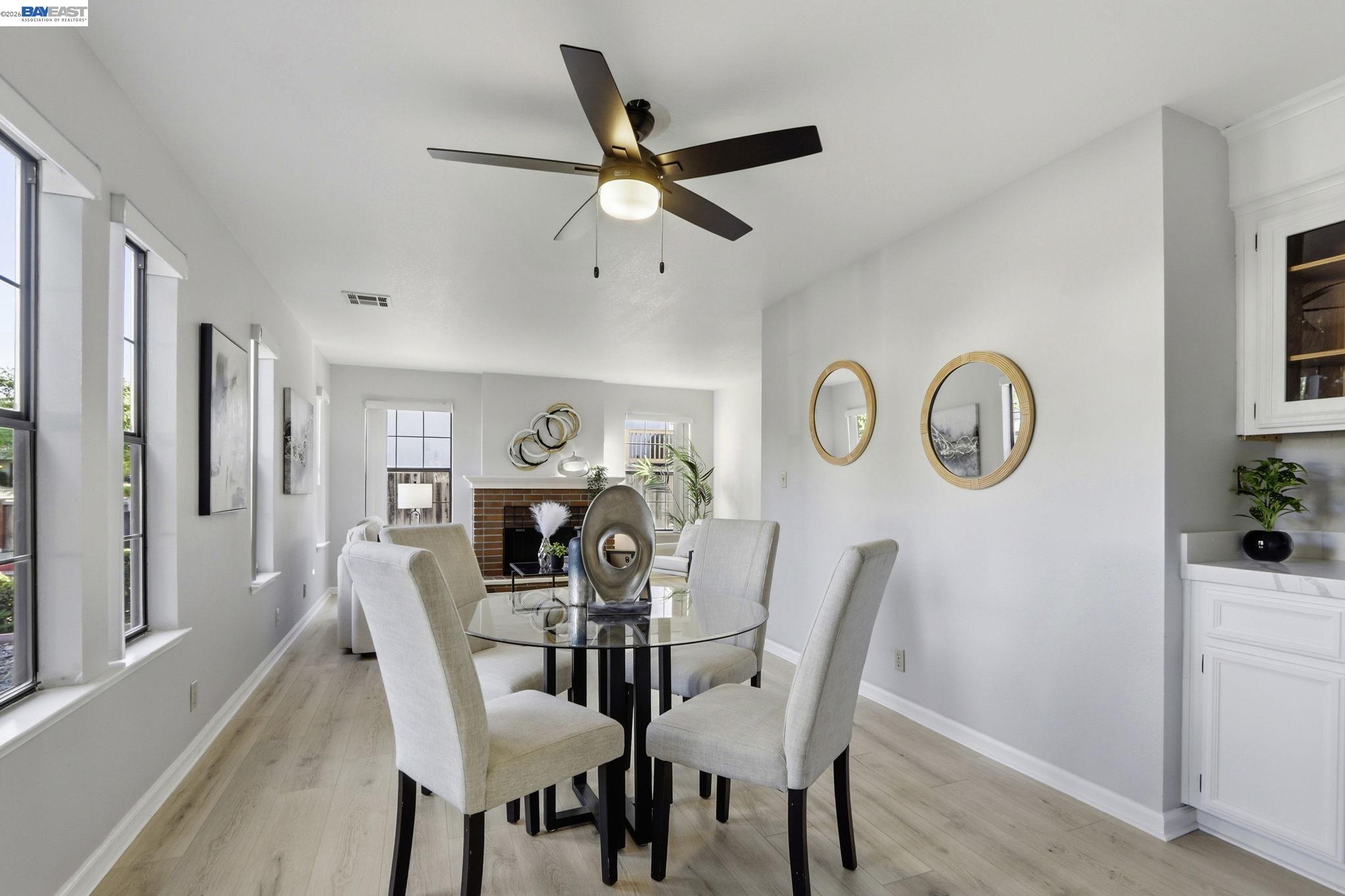 Detail Gallery Image 15 of 46 For 377 S Bernardo Ave, Sunnyvale,  CA 94086 - 2 Beds | 2/1 Baths