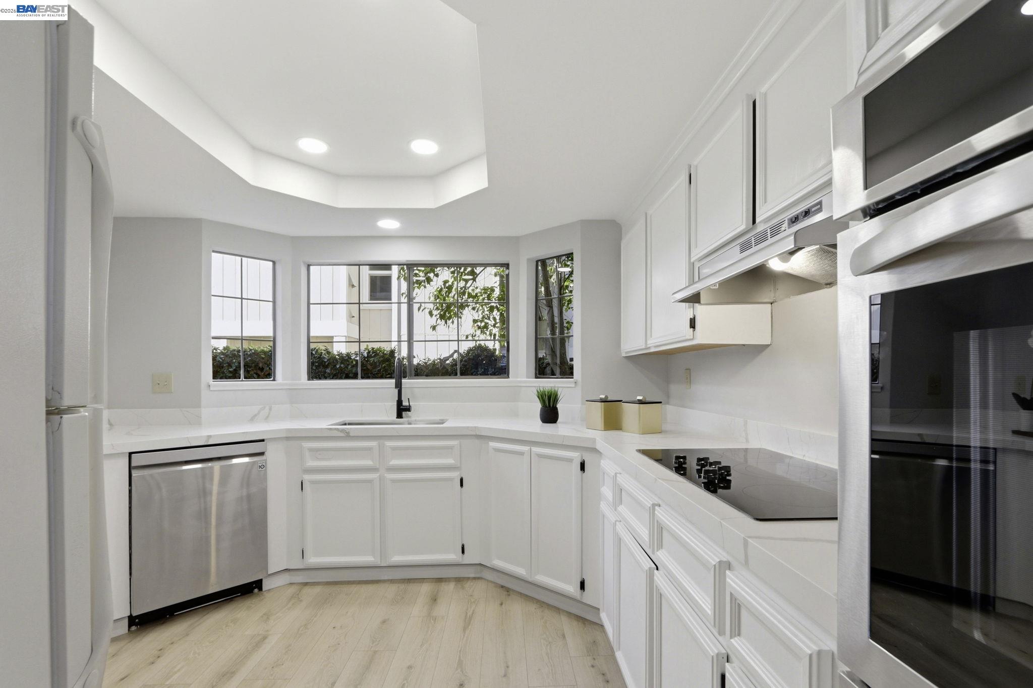 Detail Gallery Image 10 of 46 For 377 S Bernardo Ave, Sunnyvale,  CA 94086 - 2 Beds | 2/1 Baths