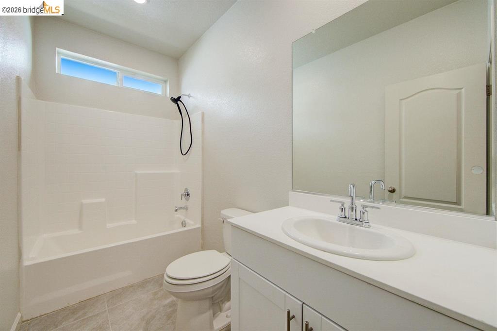 Detail Gallery Image 13 of 17 For 4050 Kenwood Circle, Oakley,  CA 94561 - 3 Beds | 2 Baths