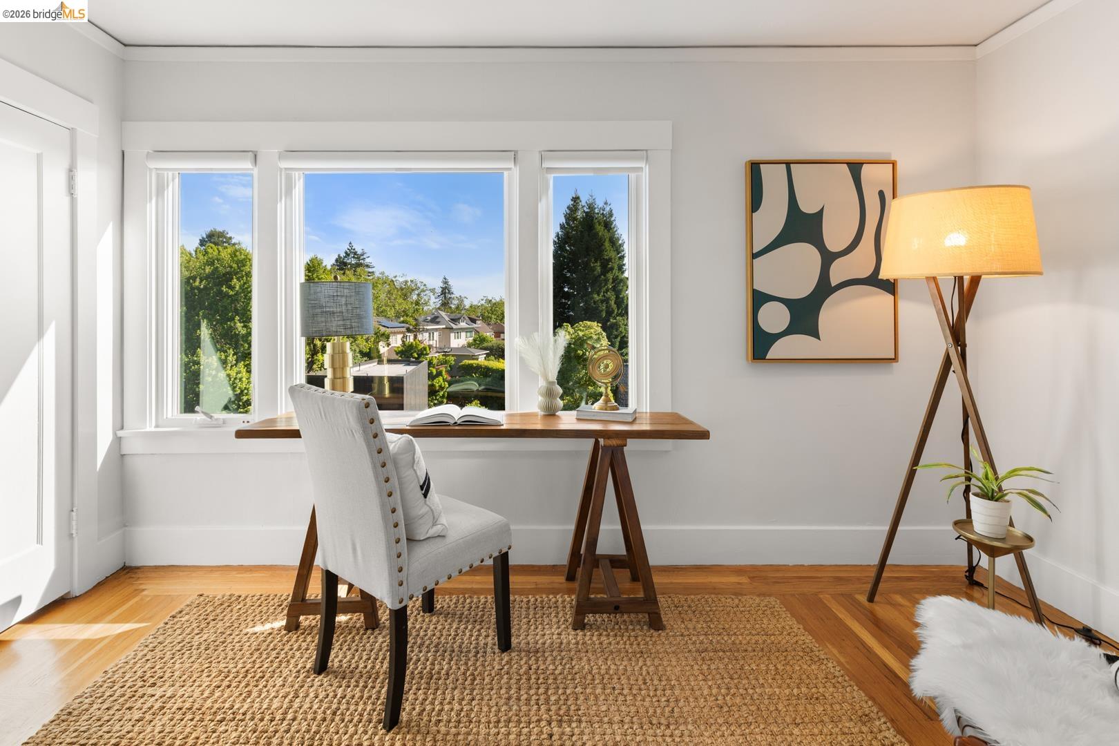 Detail Gallery Image 21 of 38 For 2031 Los Angeles Ave, Berkeley,  CA 94707 - 3 Beds | 1/1 Baths