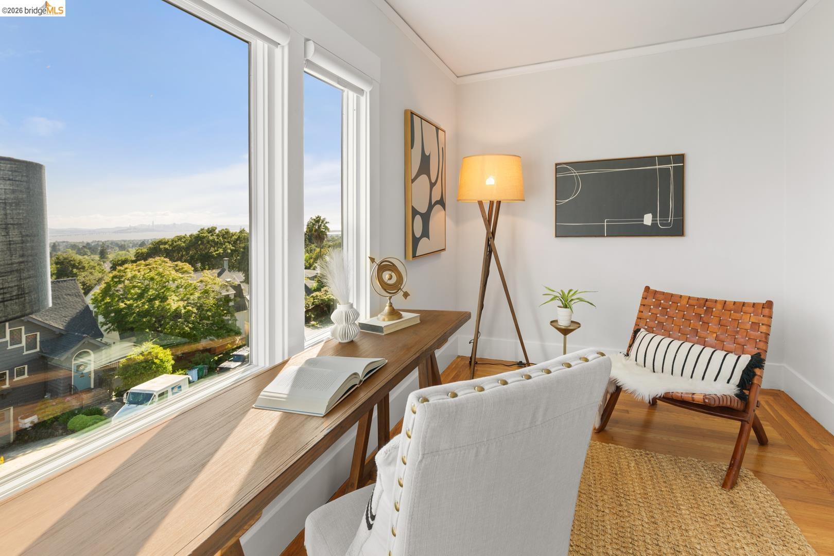 Detail Gallery Image 22 of 38 For 2031 Los Angeles Ave, Berkeley,  CA 94707 - 3 Beds | 1/1 Baths