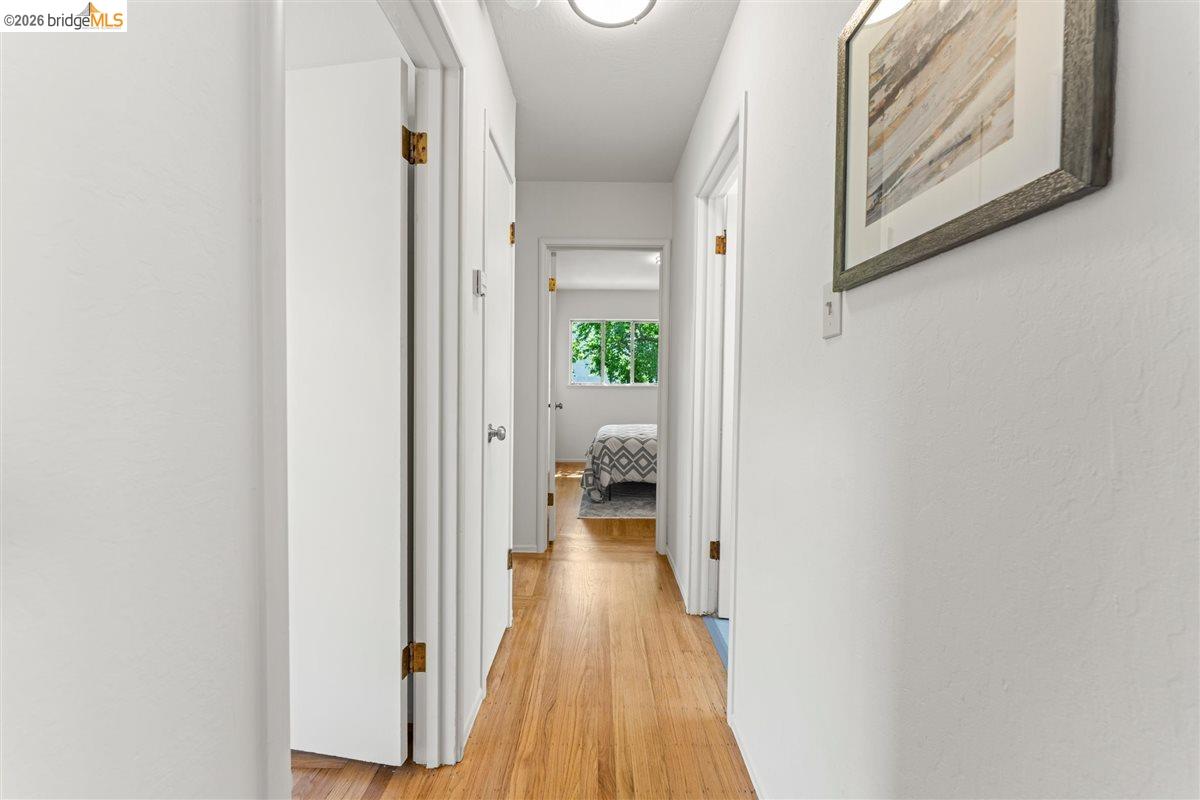 Detail Gallery Image 14 of 27 For 5832 San Jose Ave, Richmond,  CA 94804 - 3 Beds | 1 Baths