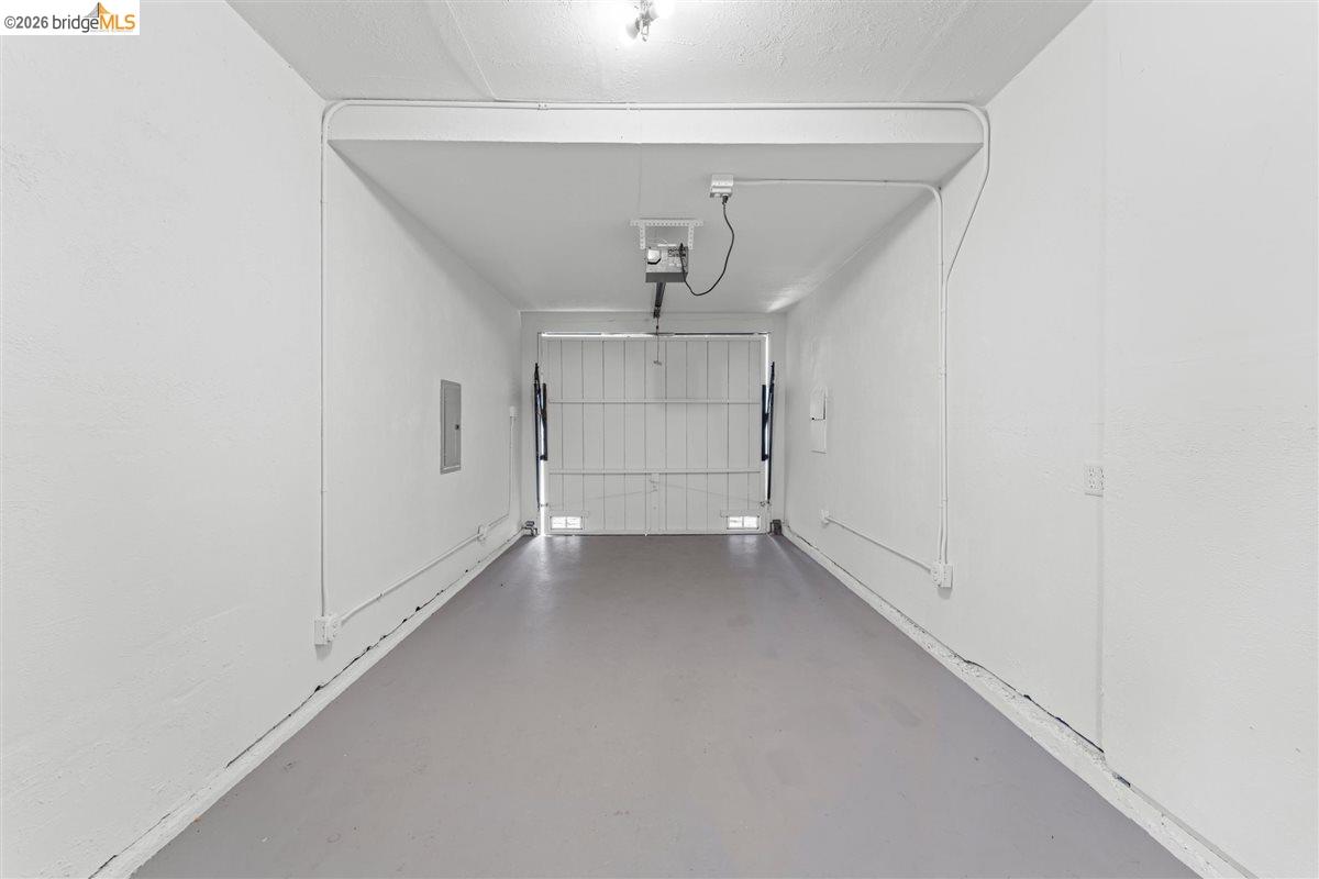 Detail Gallery Image 23 of 27 For 5832 San Jose Ave, Richmond,  CA 94804 - 3 Beds | 1 Baths