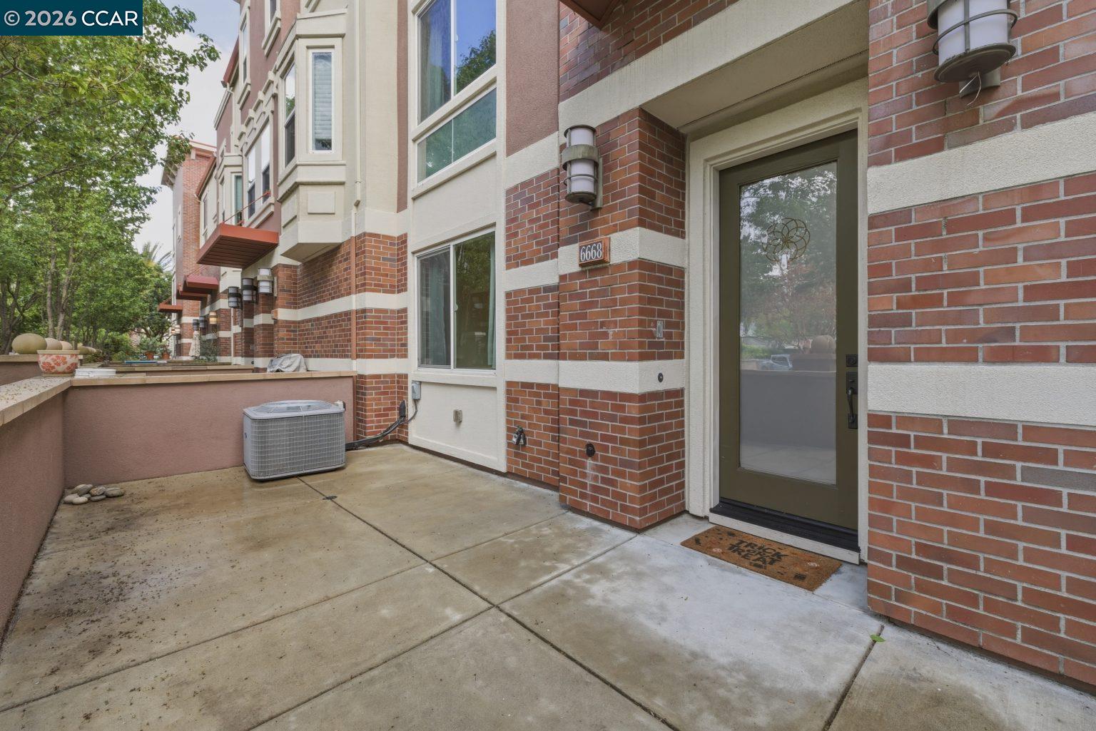 Photo #2: 41130986 Listing: Photo #2