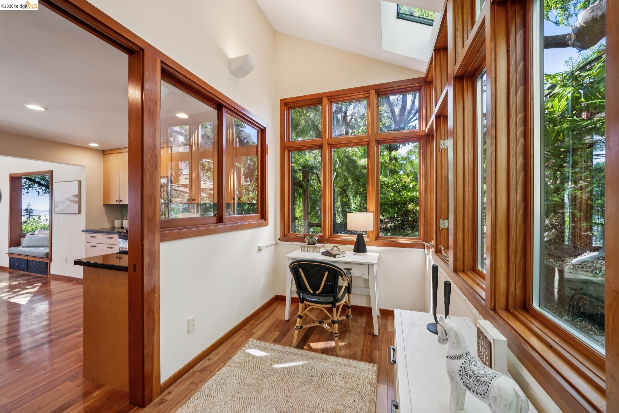 Detail Gallery Image 27 of 53 For 1183 Keeler Ave, Berkeley,  CA 94708 - 2 Beds | 1/1 Baths