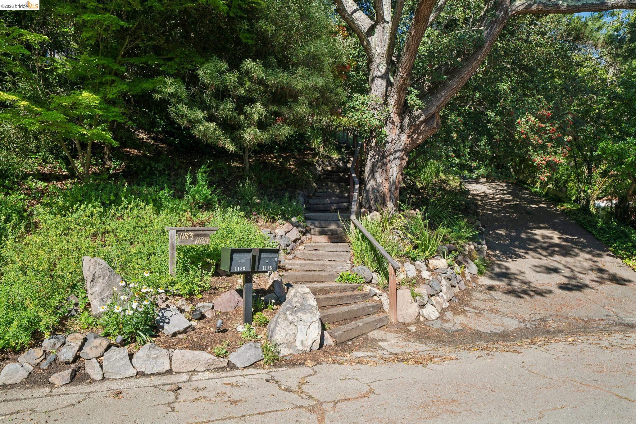 Detail Gallery Image 51 of 53 For 1183 Keeler Ave, Berkeley,  CA 94708 - 2 Beds | 1/1 Baths