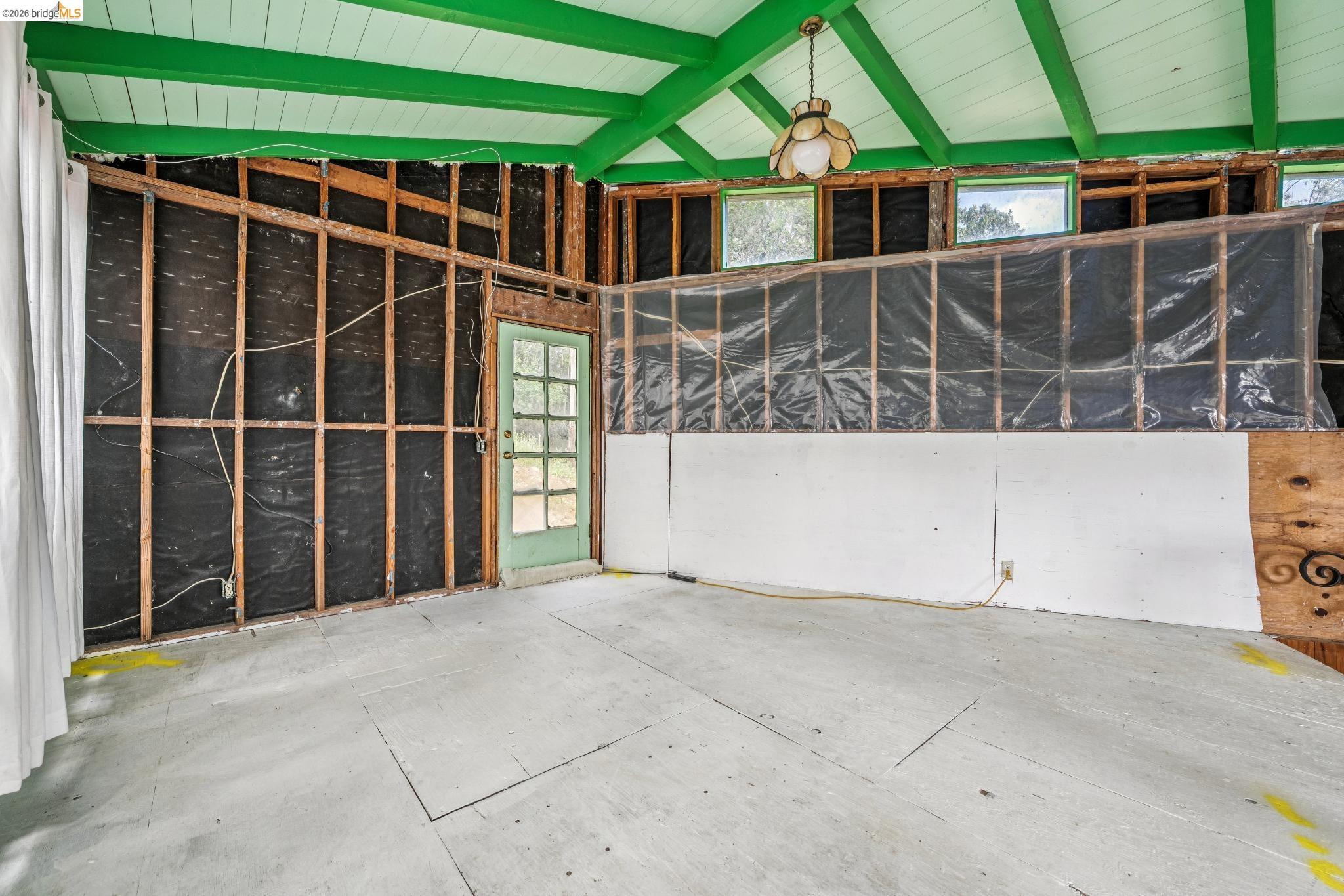 Detail Gallery Image 28 of 99 For 6383 Valley View Rd, Oakland,  CA 94611 - 4 Beds | 2/1 Baths