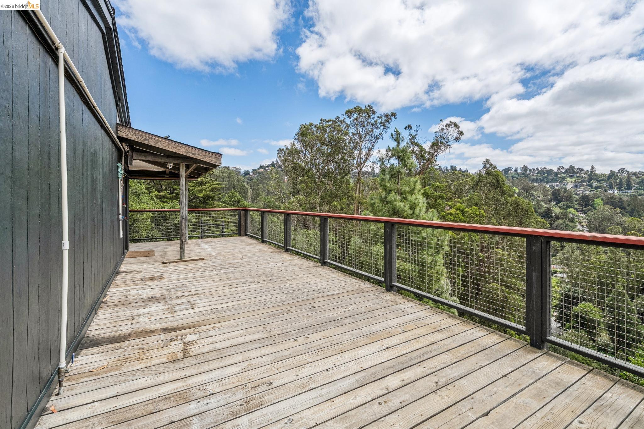 Detail Gallery Image 39 of 99 For 6383 Valley View Rd, Oakland,  CA 94611 - 4 Beds | 2/1 Baths