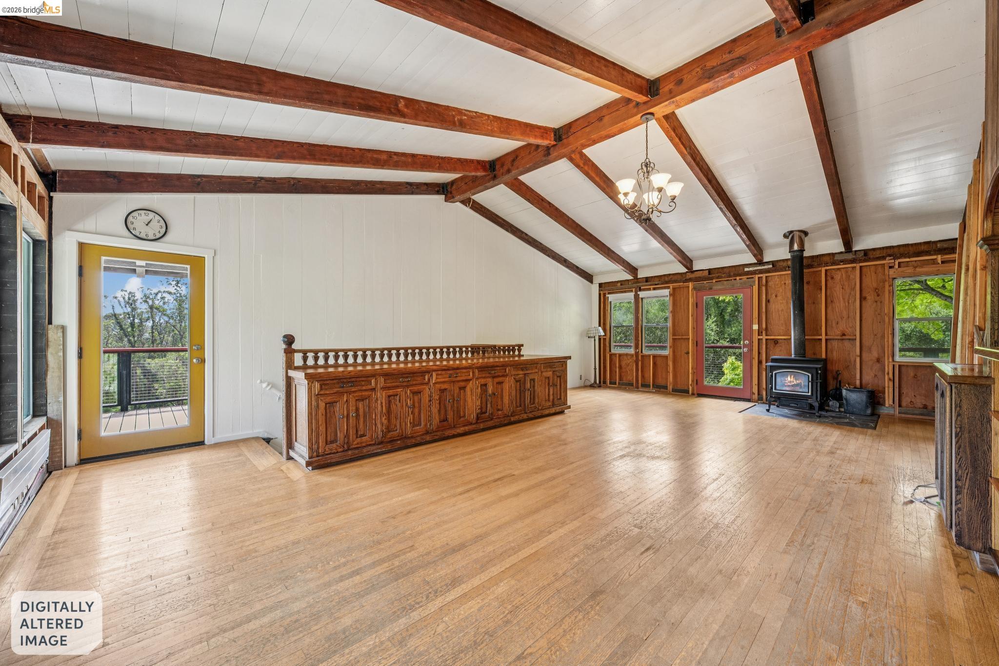 Detail Gallery Image 9 of 99 For 6383 Valley View Rd, Oakland,  CA 94611 - 4 Beds | 2/1 Baths