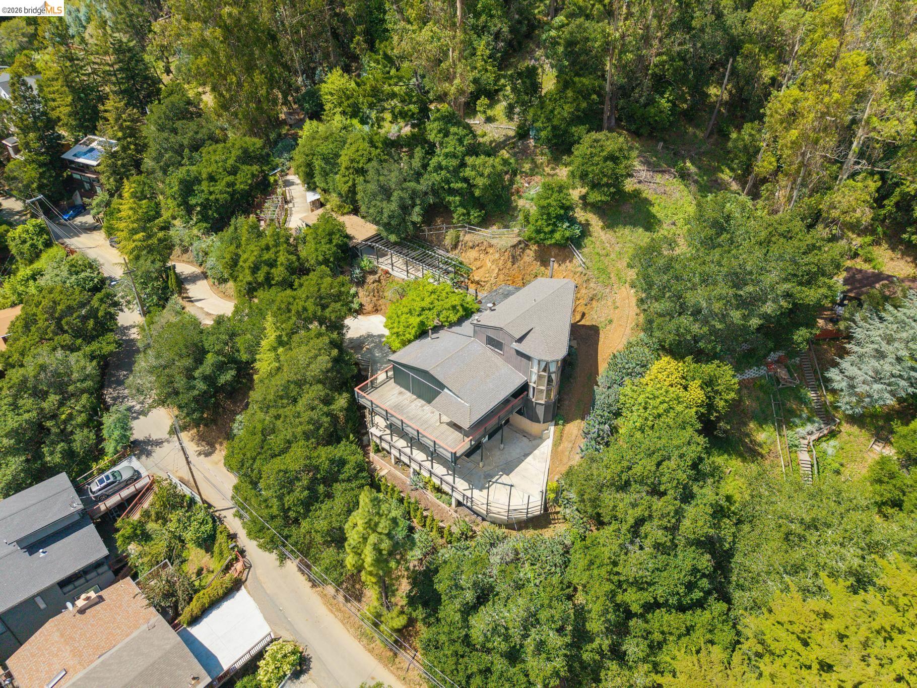 Detail Gallery Image 96 of 99 For 6383 Valley View Rd, Oakland,  CA 94611 - 4 Beds | 2/1 Baths