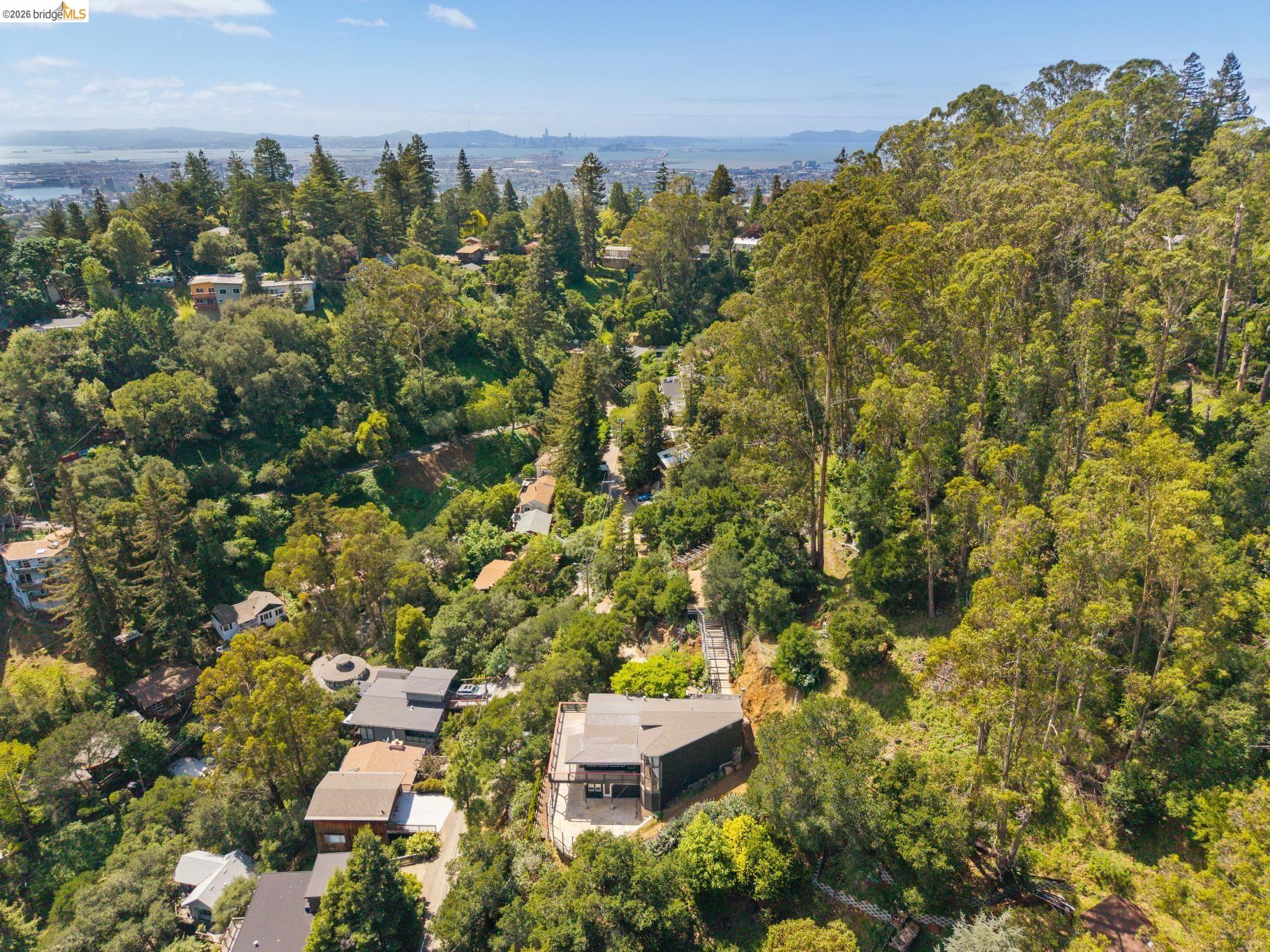 Detail Gallery Image 97 of 99 For 6383 Valley View Rd, Oakland,  CA 94611 - 4 Beds | 2/1 Baths