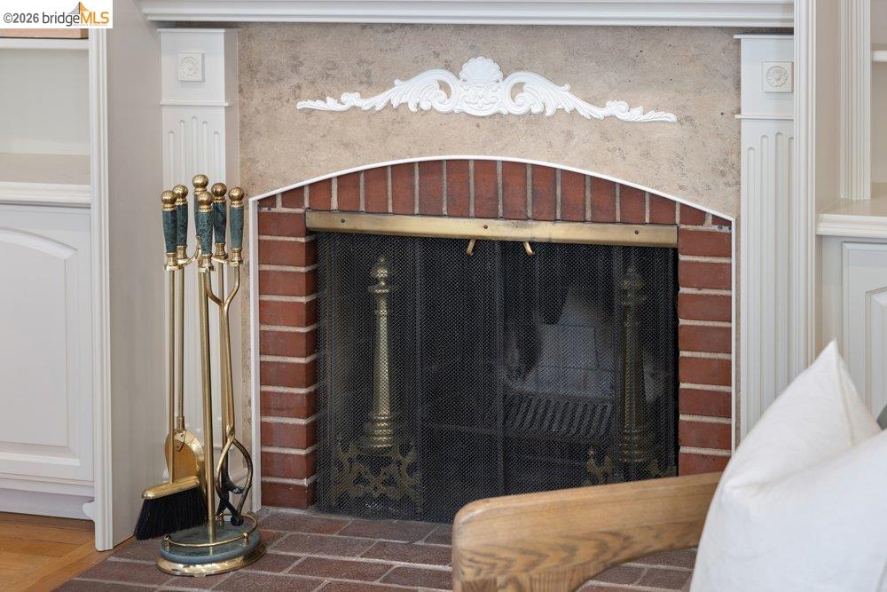 Detail Gallery Image 12 of 61 For 84 Templar Place, Oakland,  CA 94618 - 3 Beds | 2 Baths