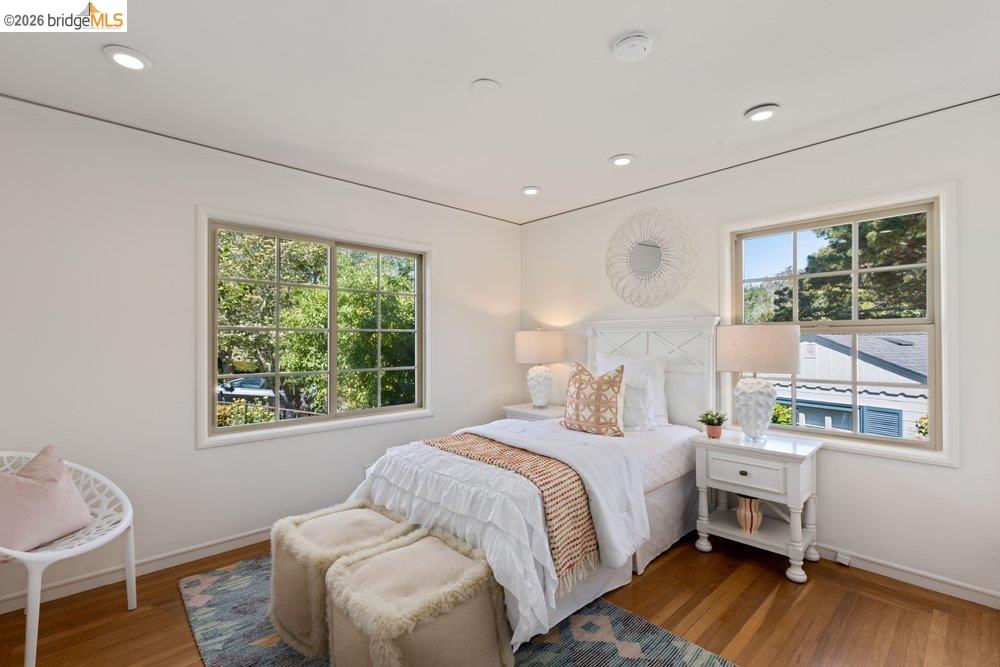 Detail Gallery Image 31 of 61 For 84 Templar Place, Oakland,  CA 94618 - 3 Beds | 2 Baths