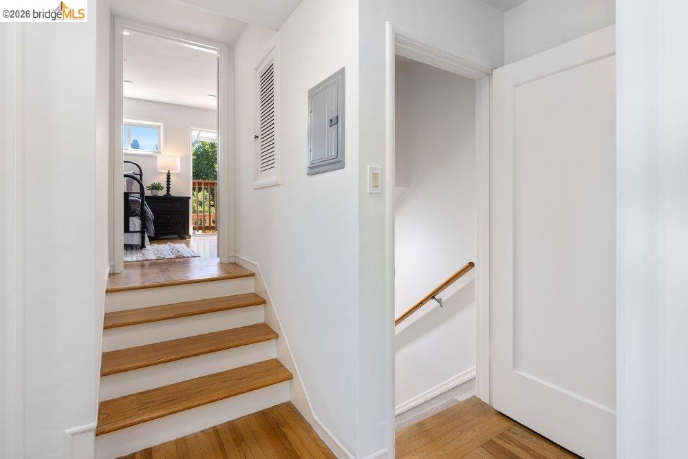 Detail Gallery Image 34 of 61 For 84 Templar Place, Oakland,  CA 94618 - 3 Beds | 2 Baths