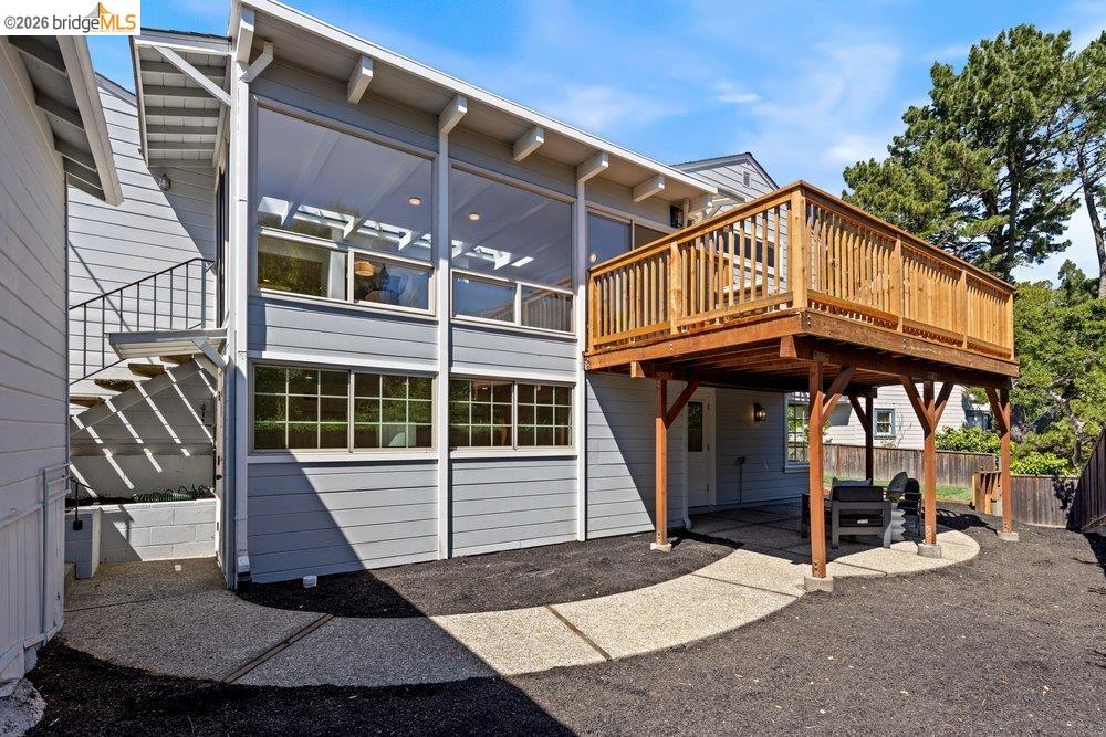 Detail Gallery Image 49 of 61 For 84 Templar Place, Oakland,  CA 94618 - 3 Beds | 2 Baths