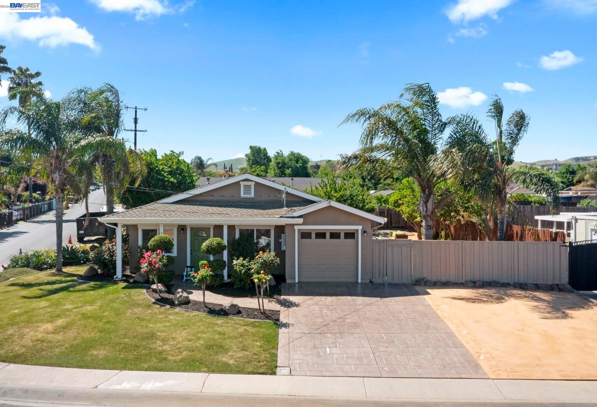 Front Image Thumbnail for BE41130997