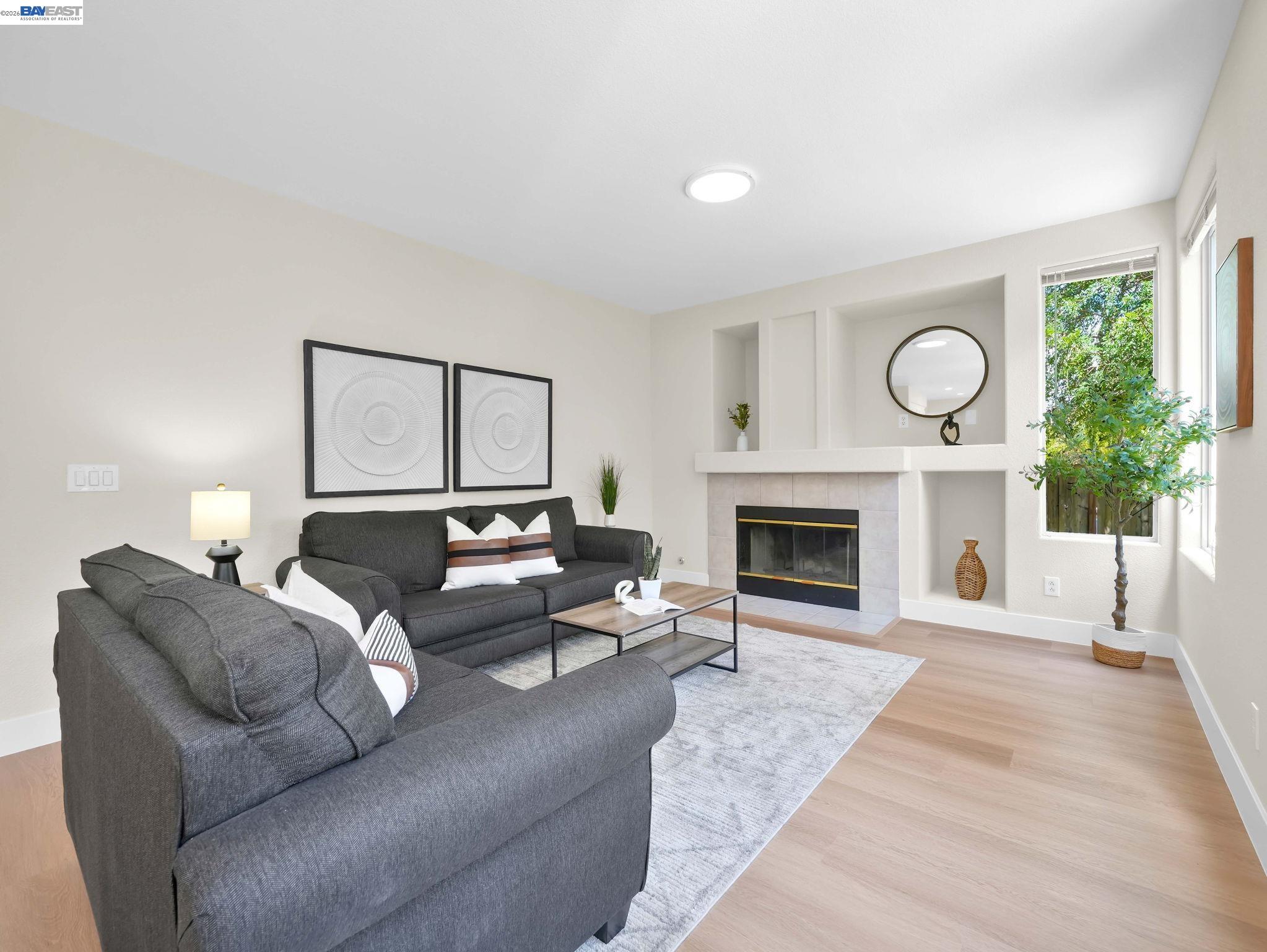 Detail Gallery Image 15 of 51 For 36270 Enfield Dr, Newark,  CA 94560 - 4 Beds | 3 Baths