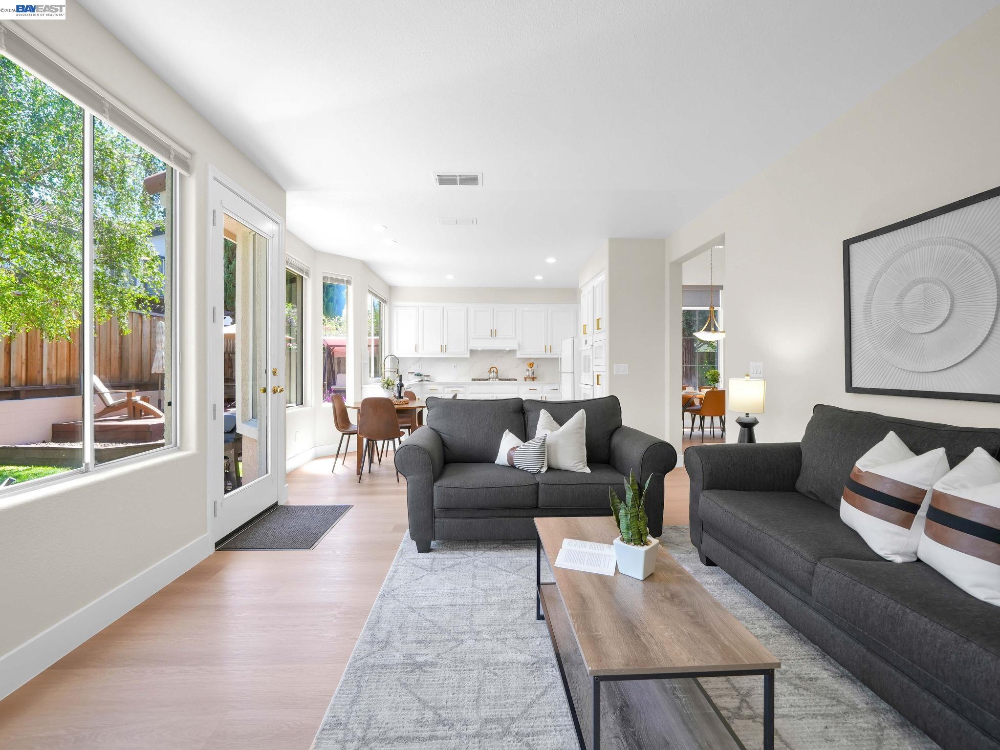 Detail Gallery Image 17 of 51 For 36270 Enfield Dr, Newark,  CA 94560 - 4 Beds | 3 Baths