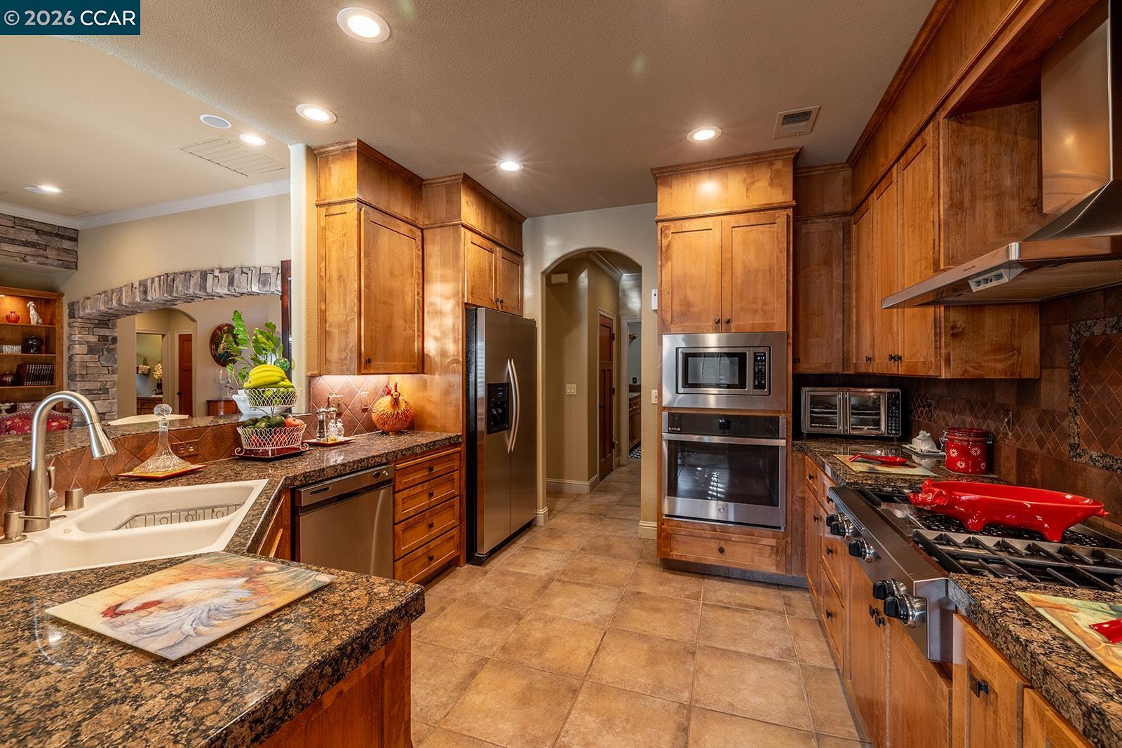 Detail Gallery Image 16 of 54 For 2531 Poppy Dr, Lodi,  CA 95242 - 3 Beds | 2/1 Baths