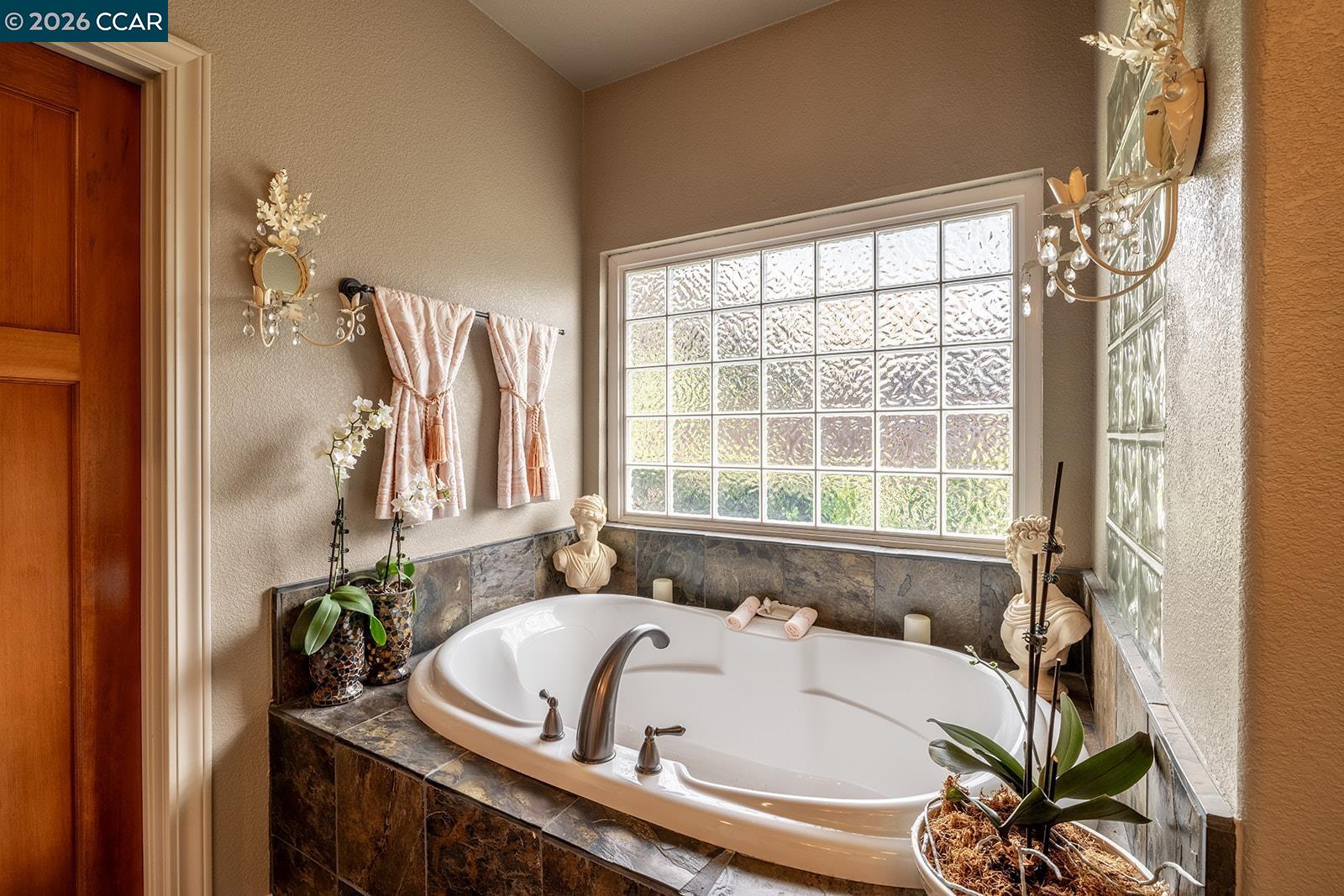 Detail Gallery Image 25 of 54 For 2531 Poppy Dr, Lodi,  CA 95242 - 3 Beds | 2/1 Baths
