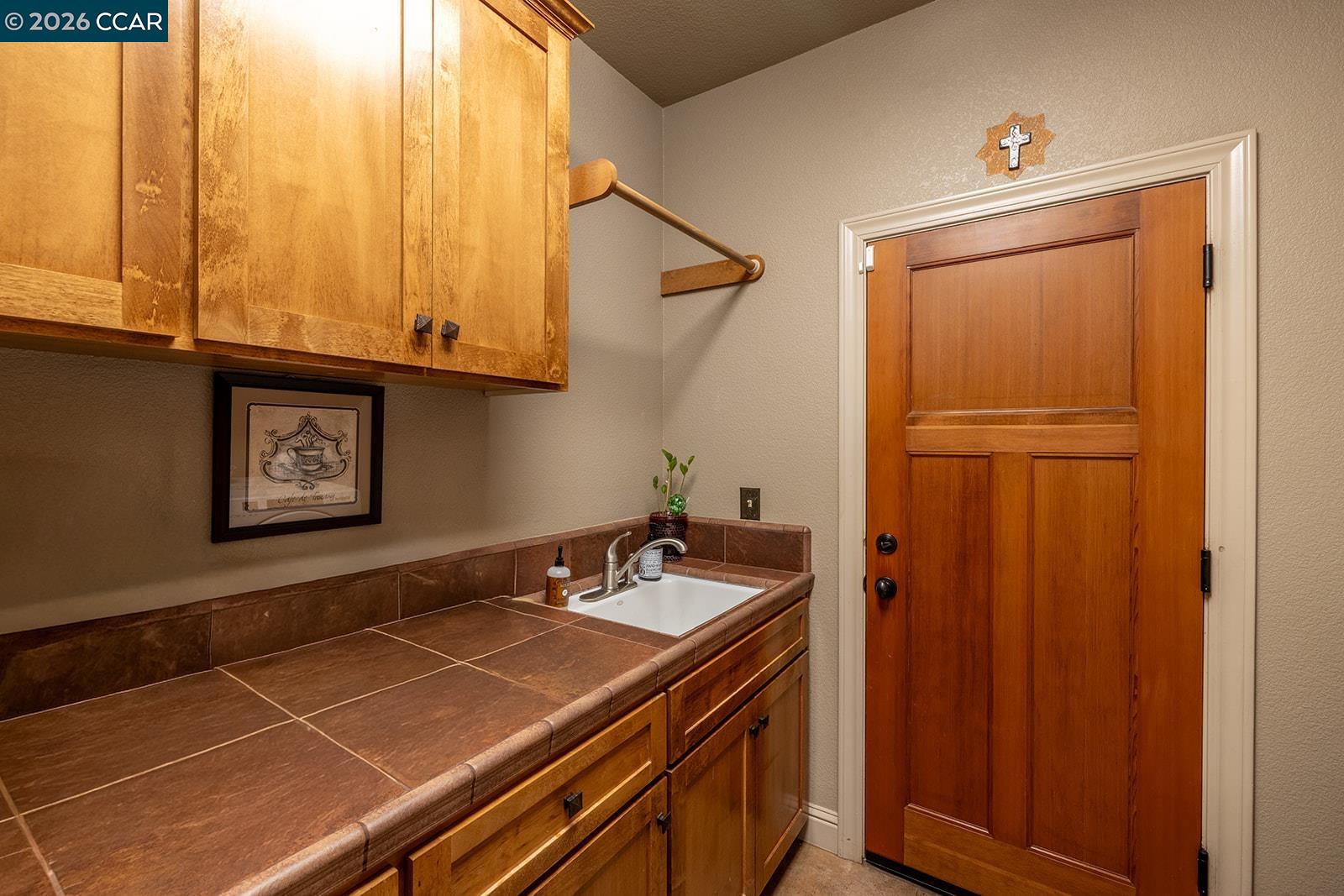 Detail Gallery Image 34 of 54 For 2531 Poppy Dr, Lodi,  CA 95242 - 3 Beds | 2/1 Baths