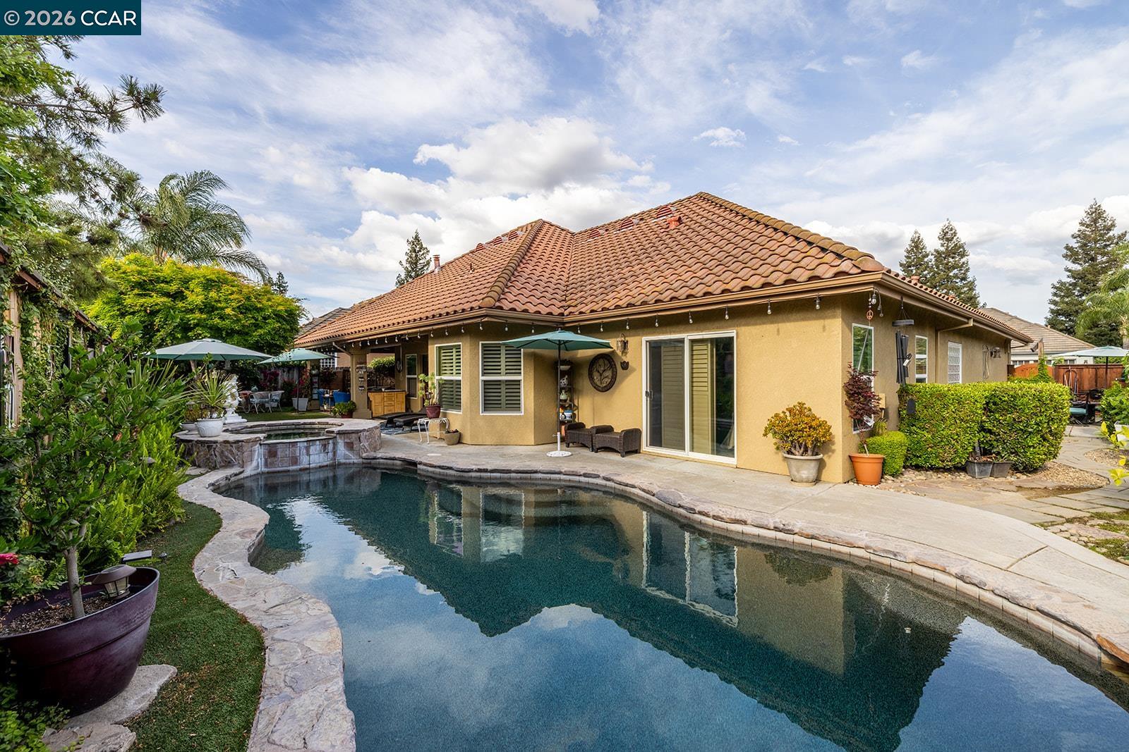 Detail Gallery Image 35 of 54 For 2531 Poppy Dr, Lodi,  CA 95242 - 3 Beds | 2/1 Baths