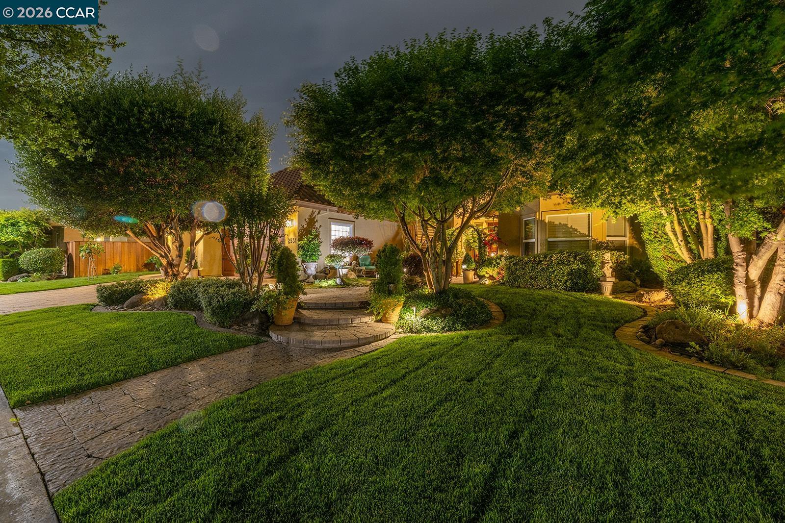 Detail Gallery Image 6 of 54 For 2531 Poppy Dr, Lodi,  CA 95242 - 3 Beds | 2/1 Baths