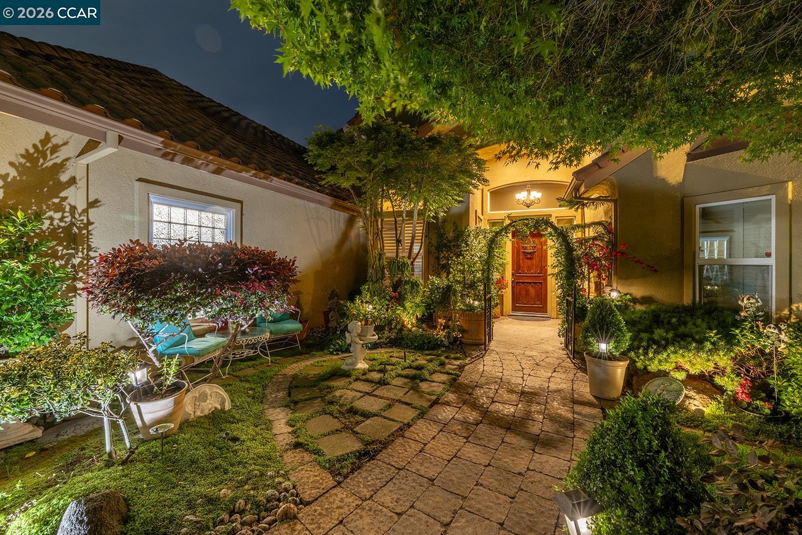 Detail Gallery Image 8 of 54 For 2531 Poppy Dr, Lodi,  CA 95242 - 3 Beds | 2/1 Baths