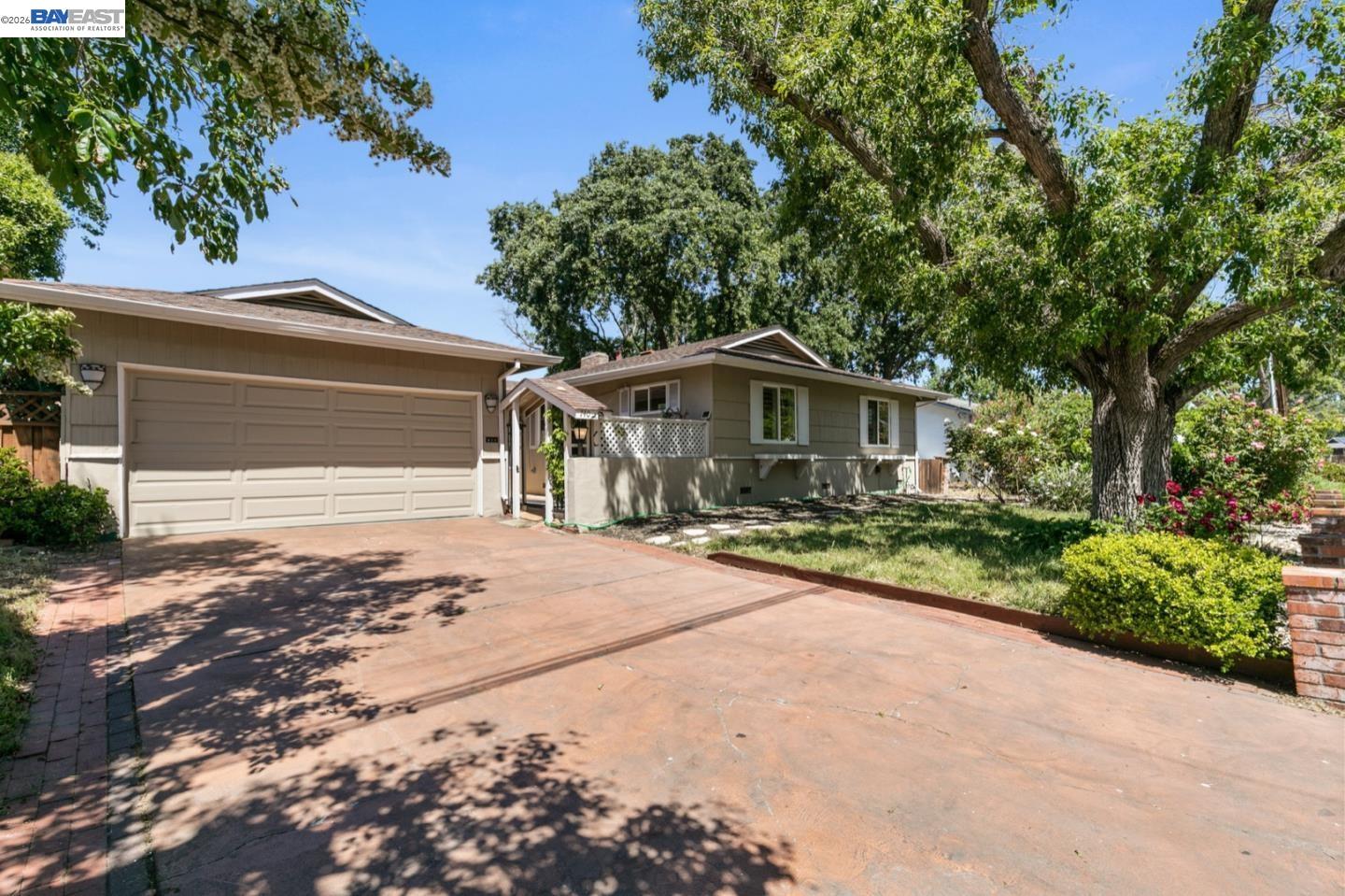 Homes For Sale in Pleasant Hill, CA