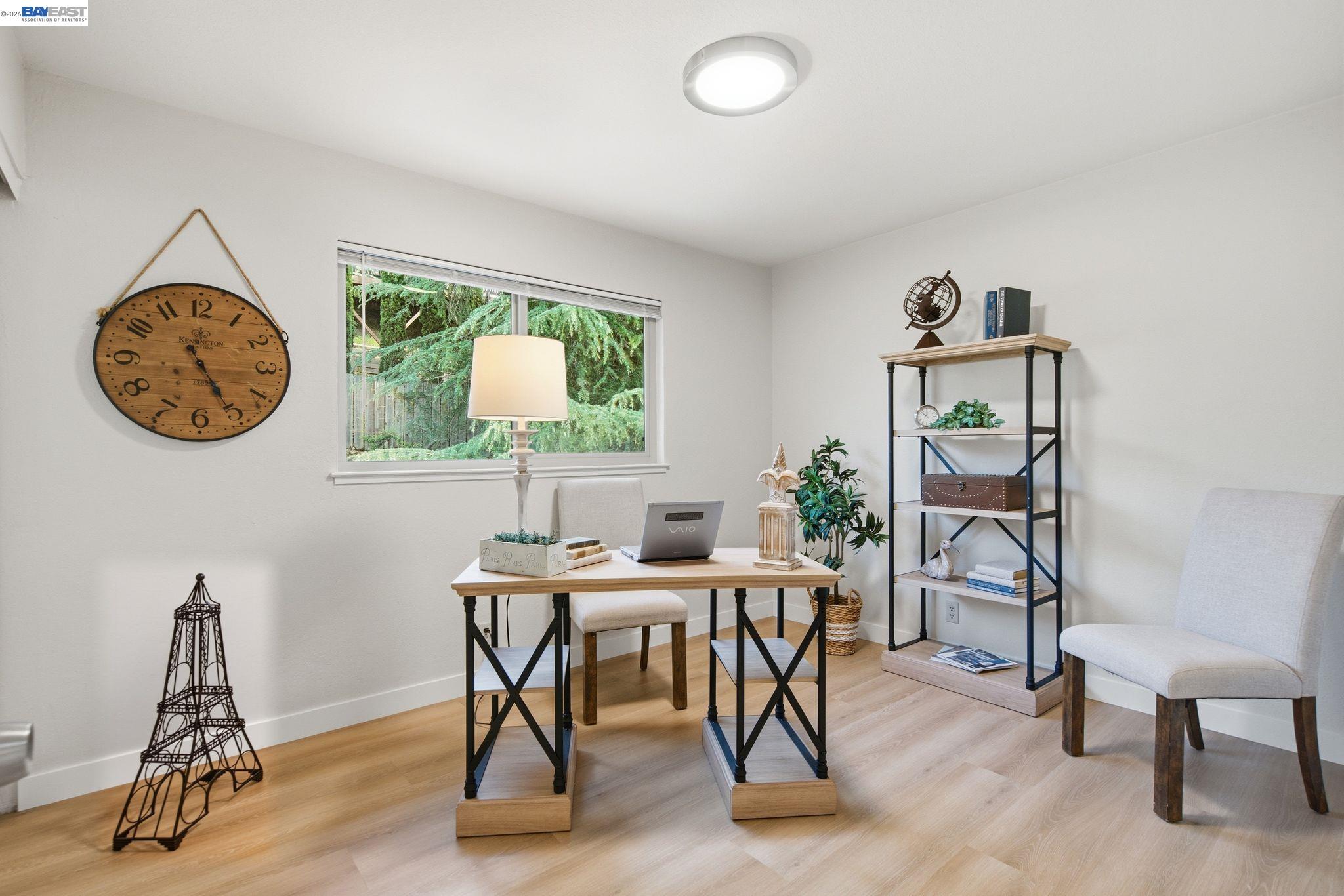 Detail Gallery Image 25 of 56 For 27966 El Portal Dr, Hayward,  CA 94542 - 4 Beds | 2/1 Baths