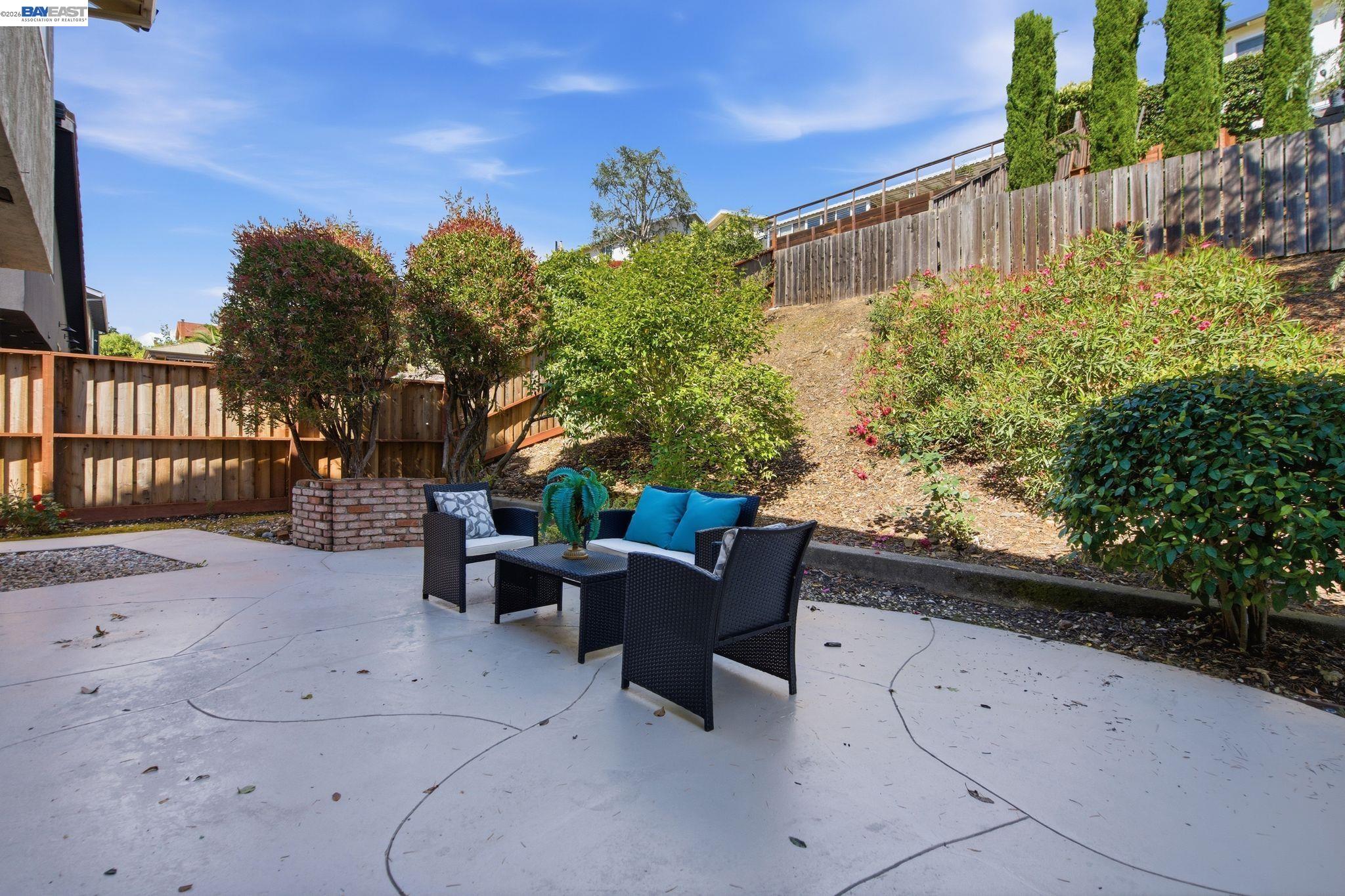 Detail Gallery Image 43 of 56 For 27966 El Portal Dr, Hayward,  CA 94542 - 4 Beds | 2/1 Baths